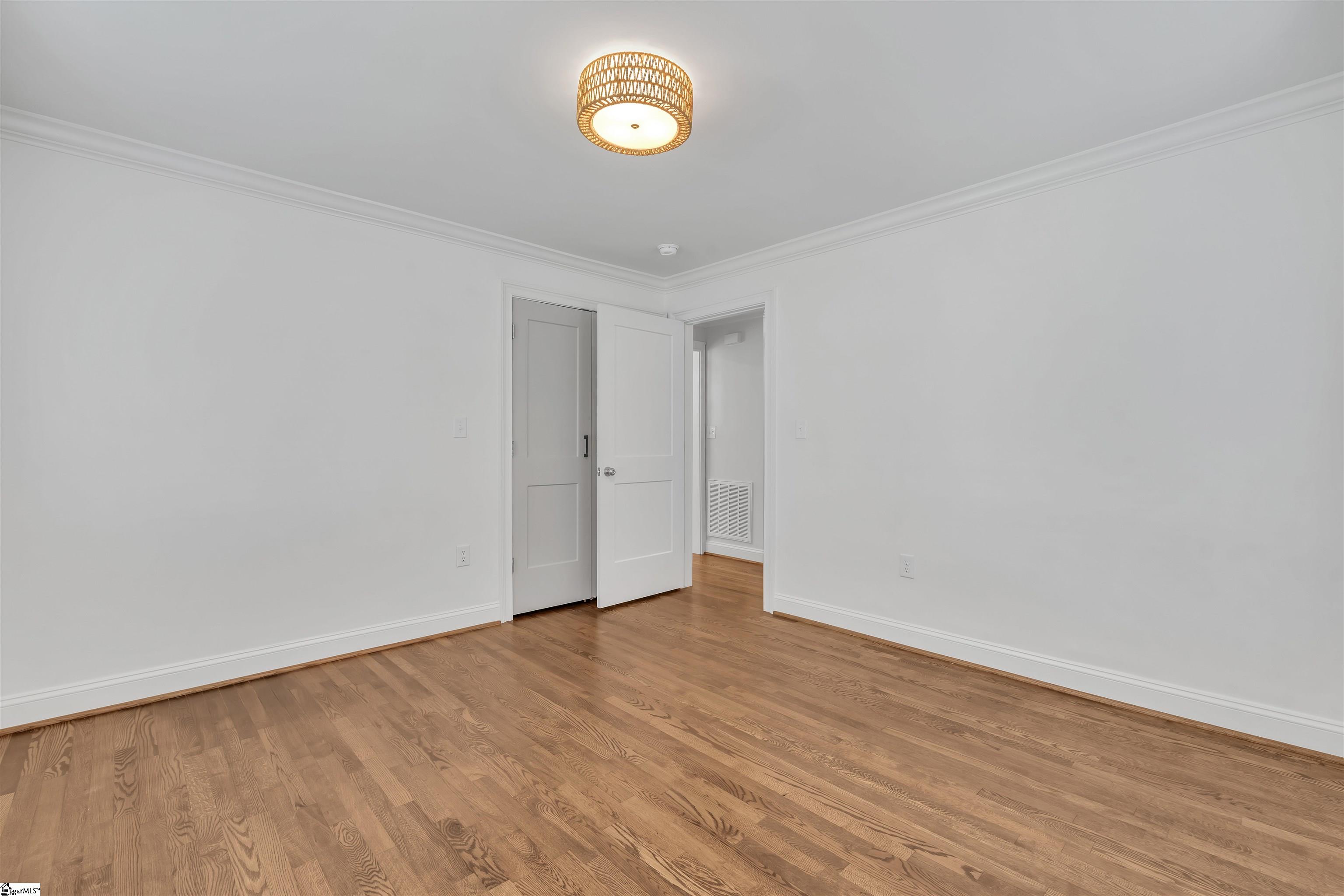 13 Pleasant Ridge Avenue Property Photo 18