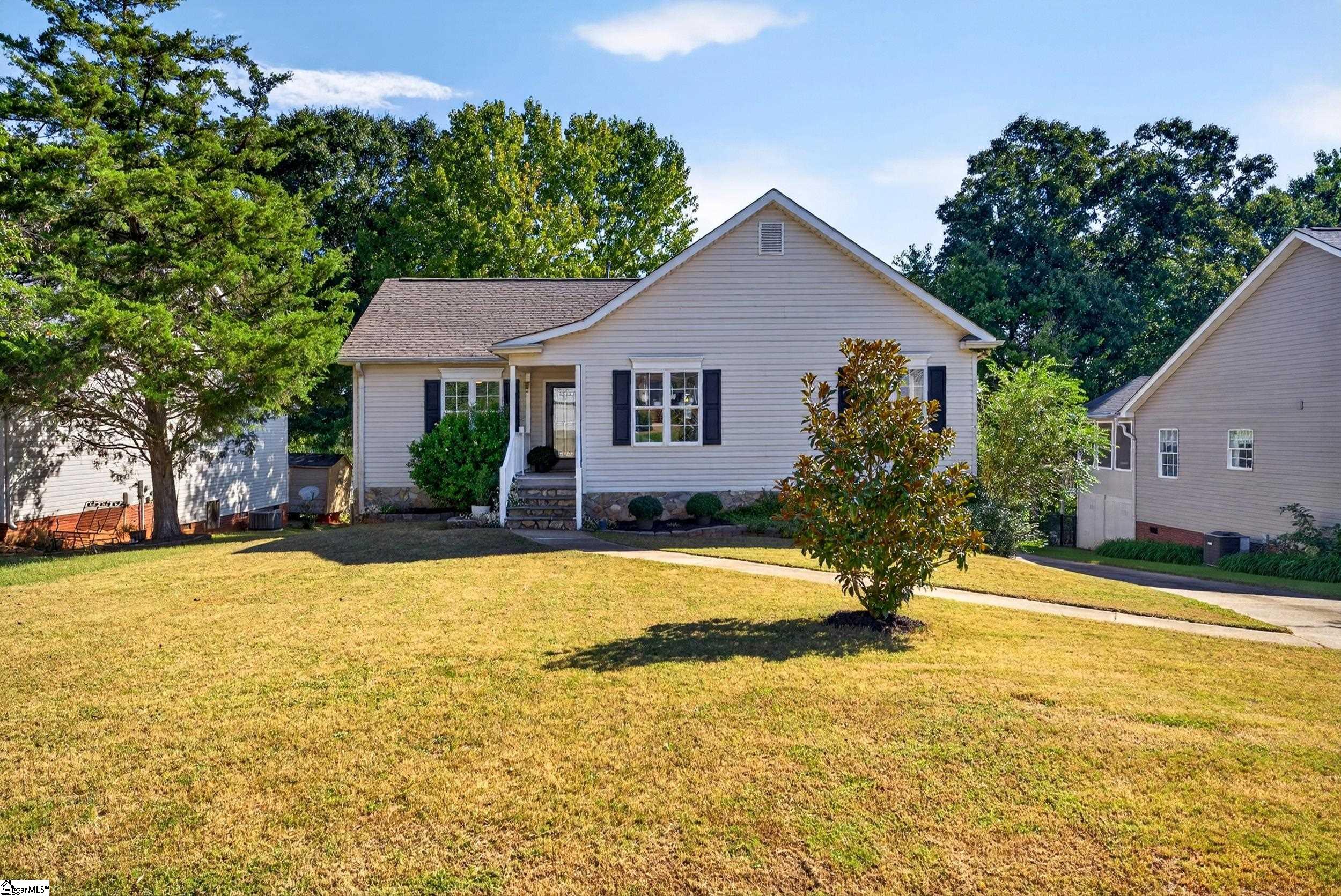 10 River Run Property Photo 3