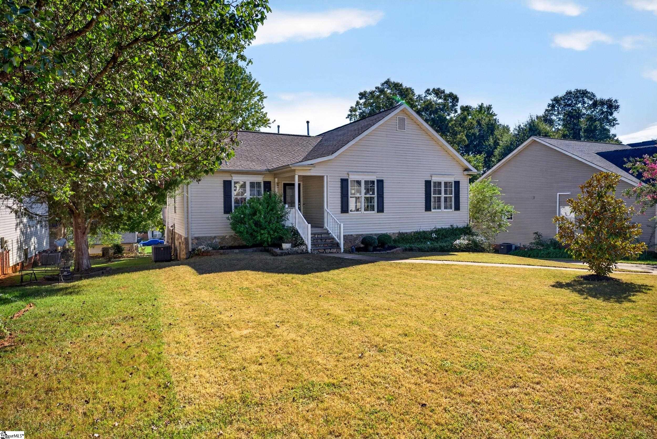 10 River Run Property Photo 4
