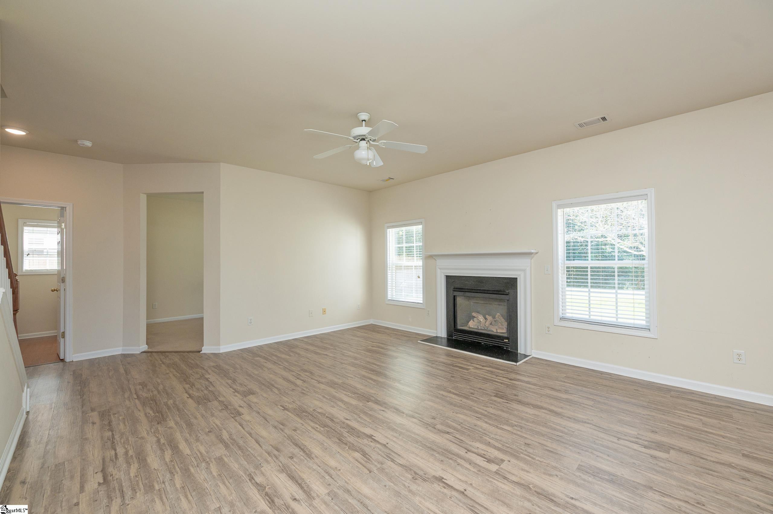 17 Jordan Crest Court Property Photo 10
