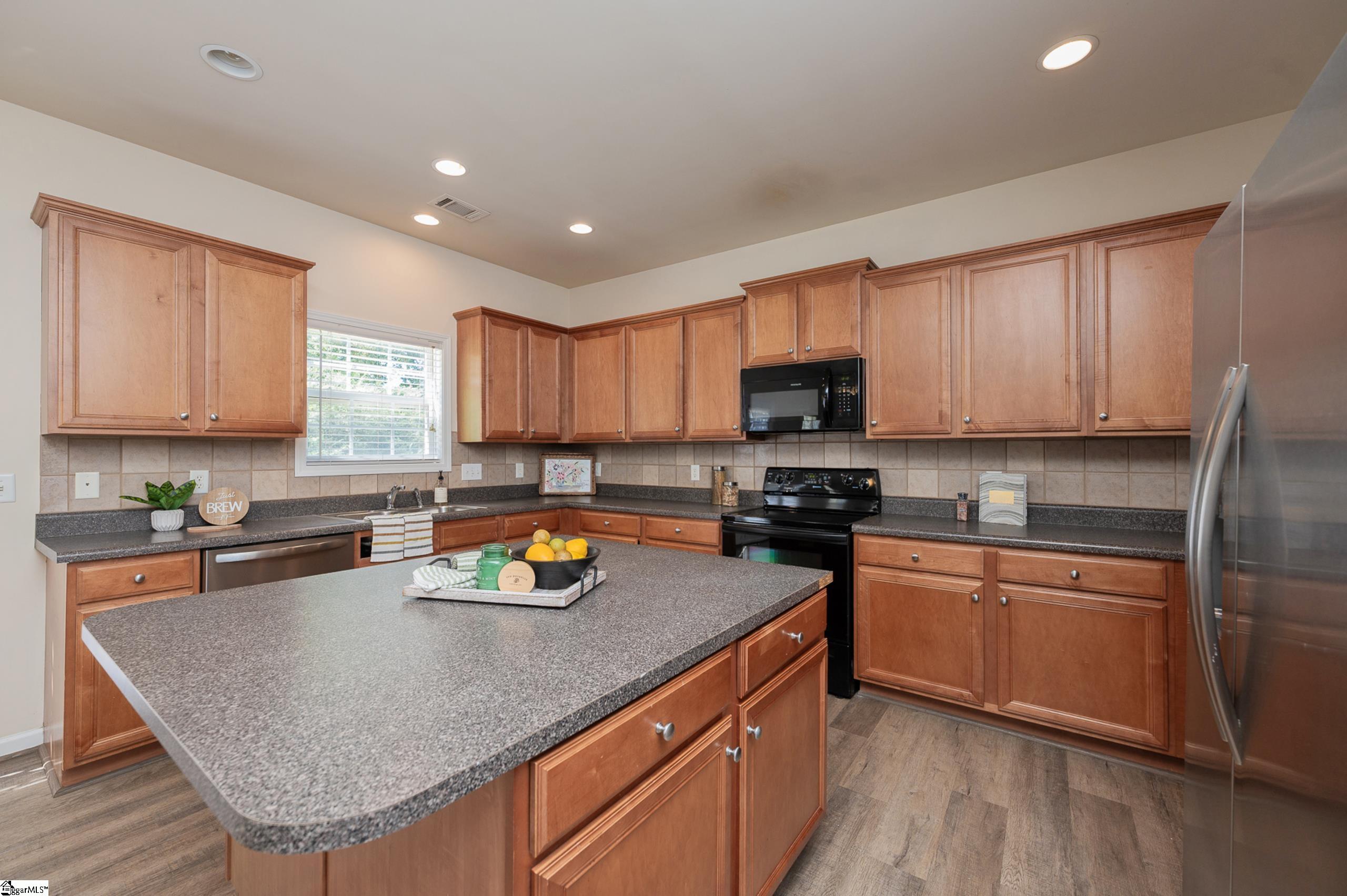 17 Jordan Crest Court Property Photo 15