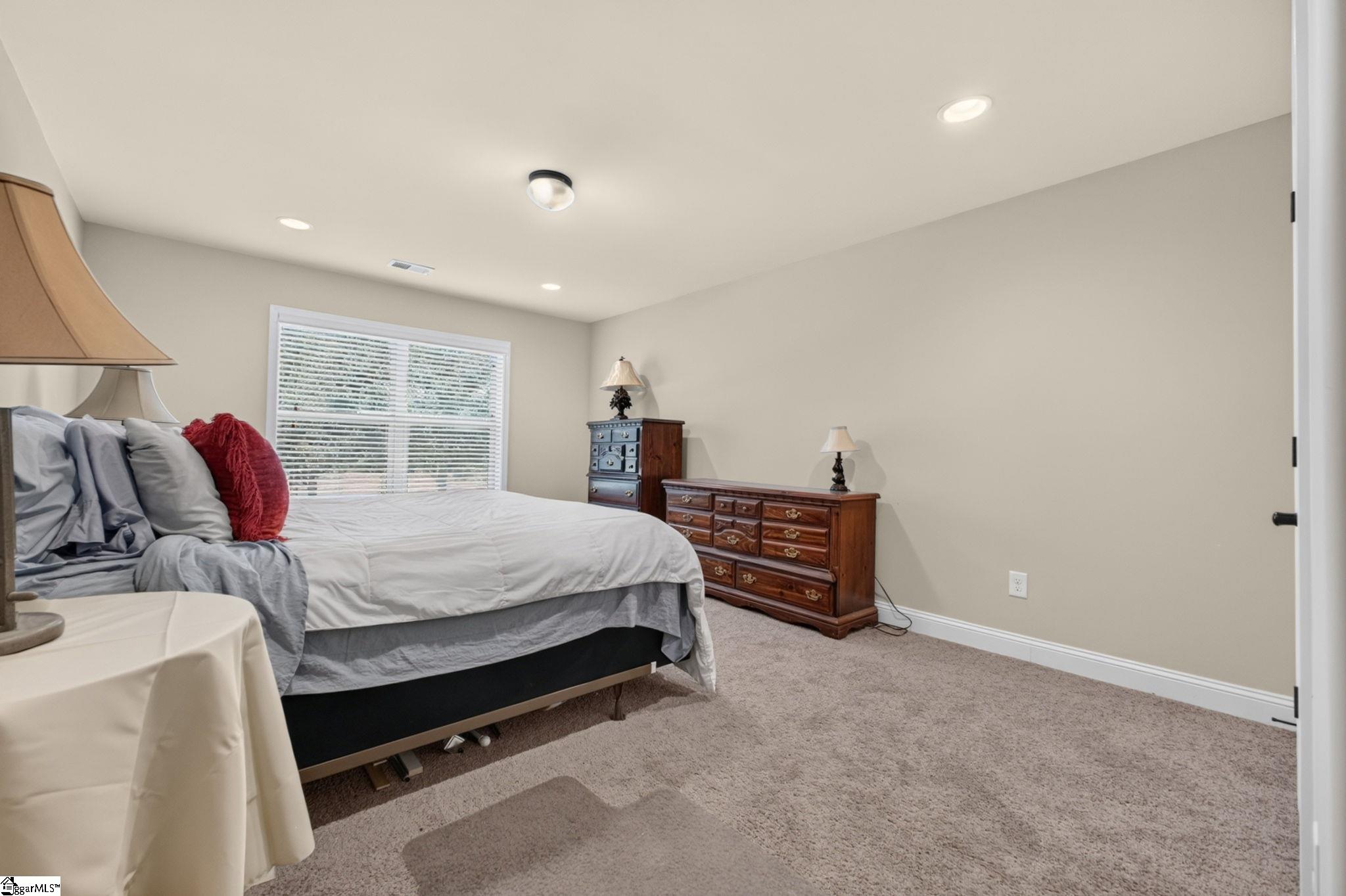 710 Winston Oaks Court Property Photo 31