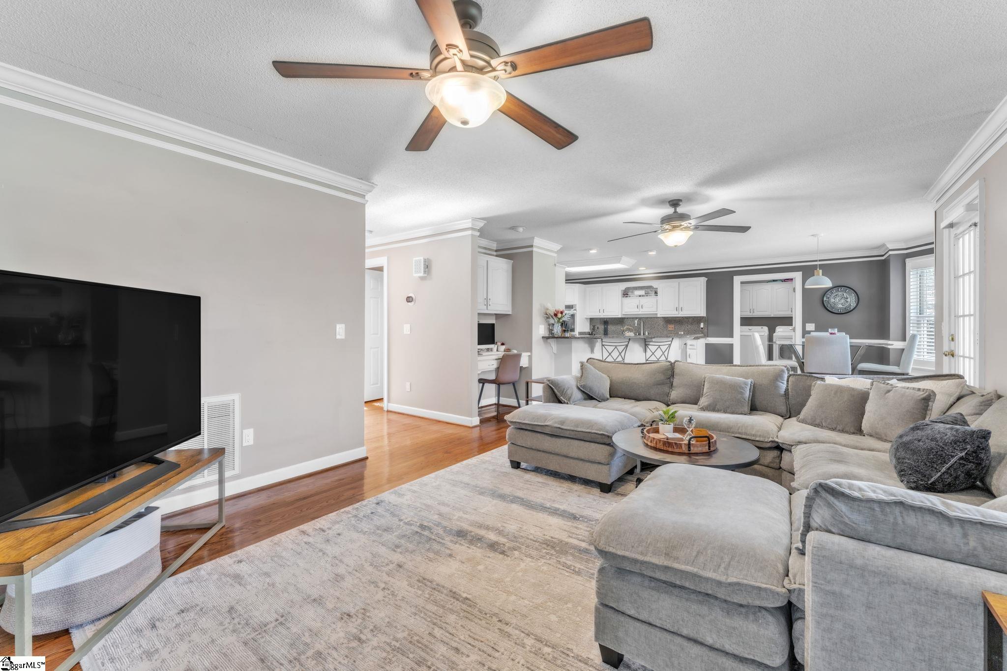 101 Westchester Way Property Photo 10