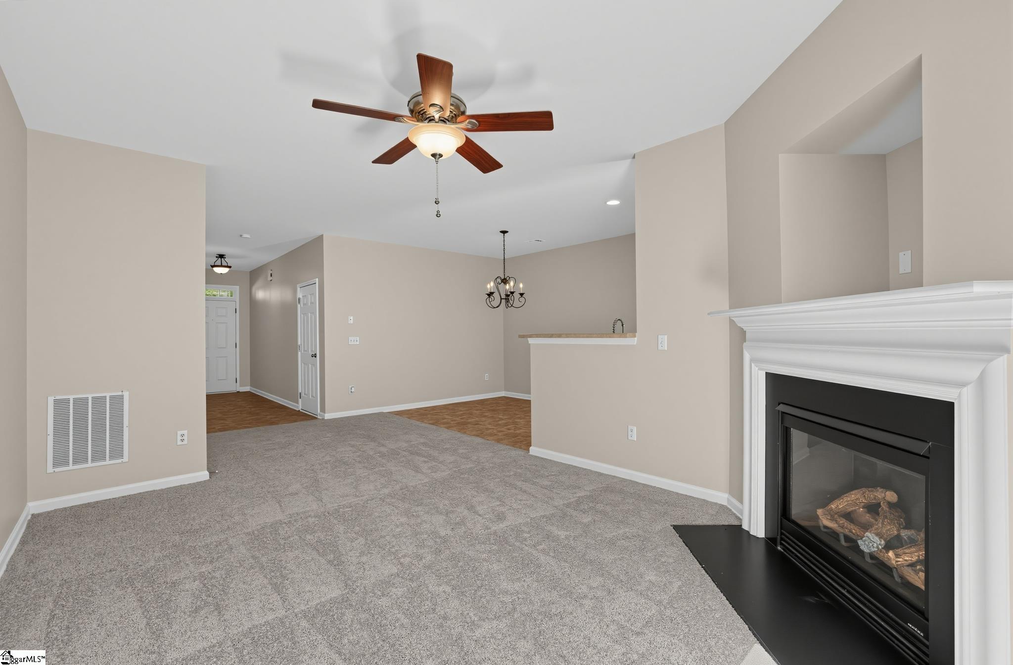 401 Woodbark Court Property Photo 4