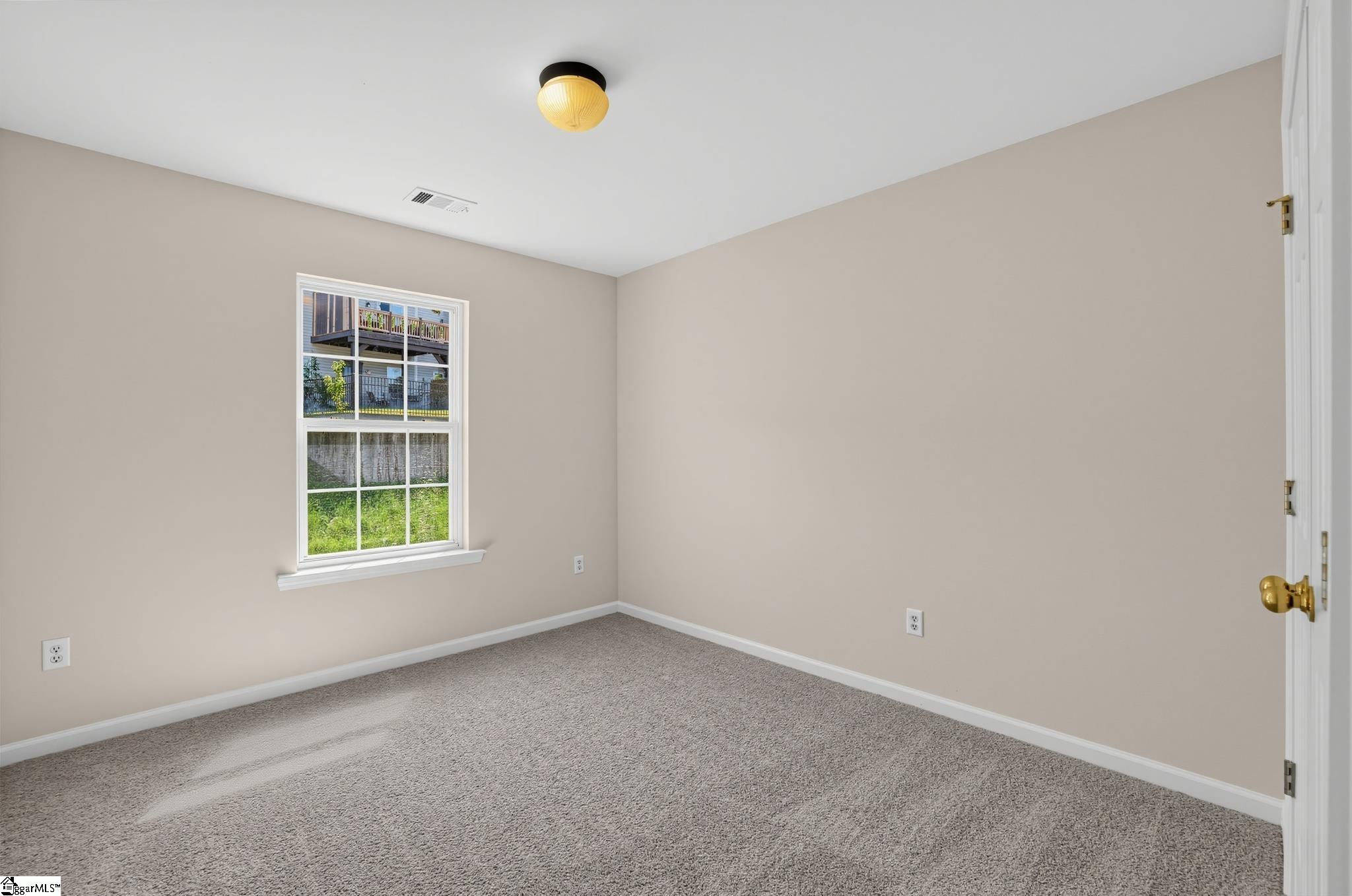 401 Woodbark Court Property Photo 11