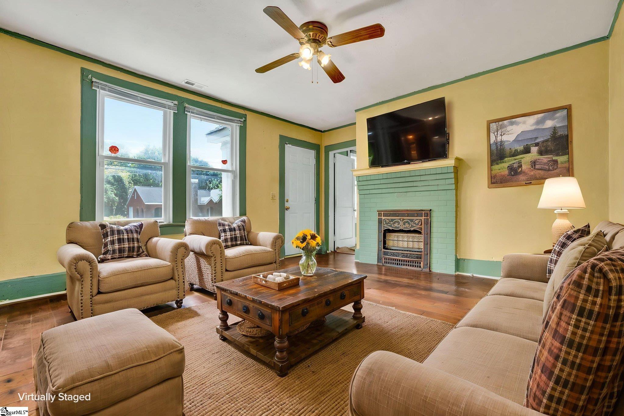 526 Perry Avenue Property Photo 14