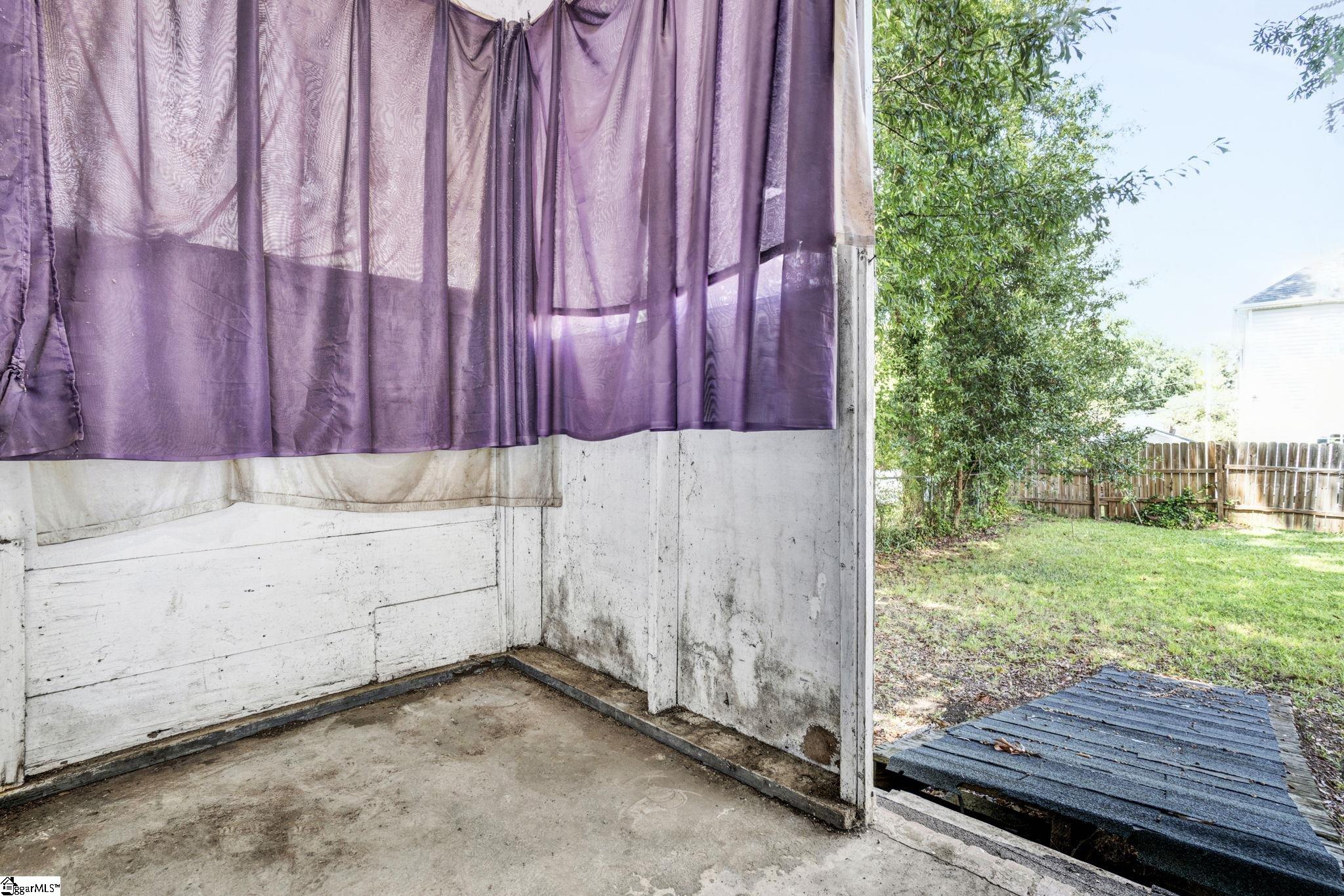 526 Perry Avenue Property Photo 37