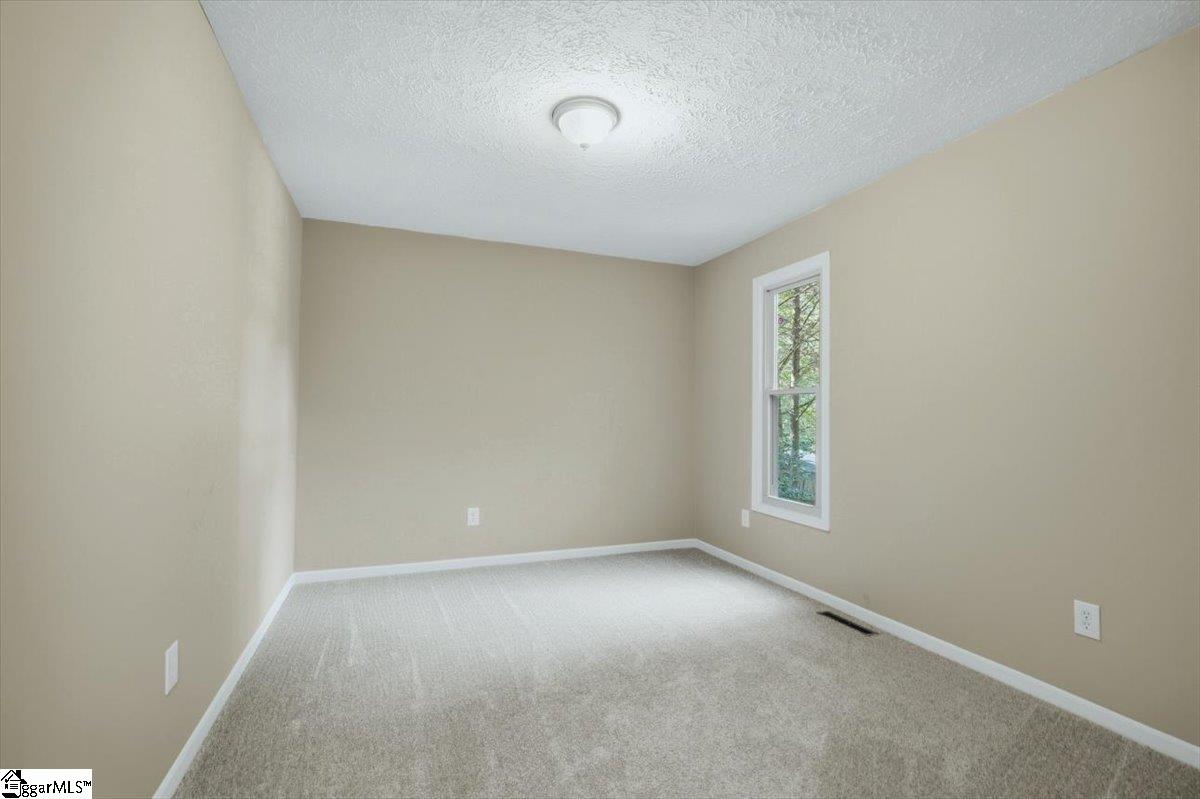 124 Nottingham Lane Property Photo 32