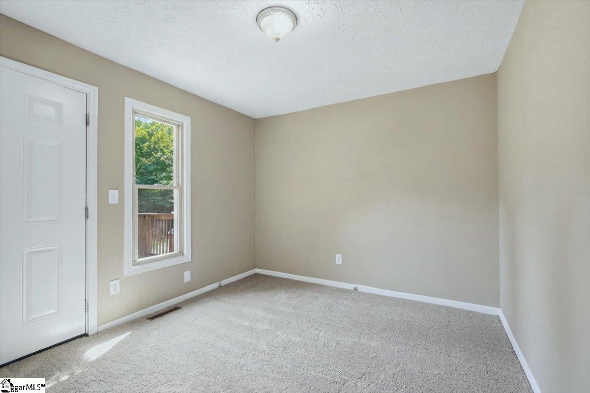 124 Nottingham Lane Property Photo 35
