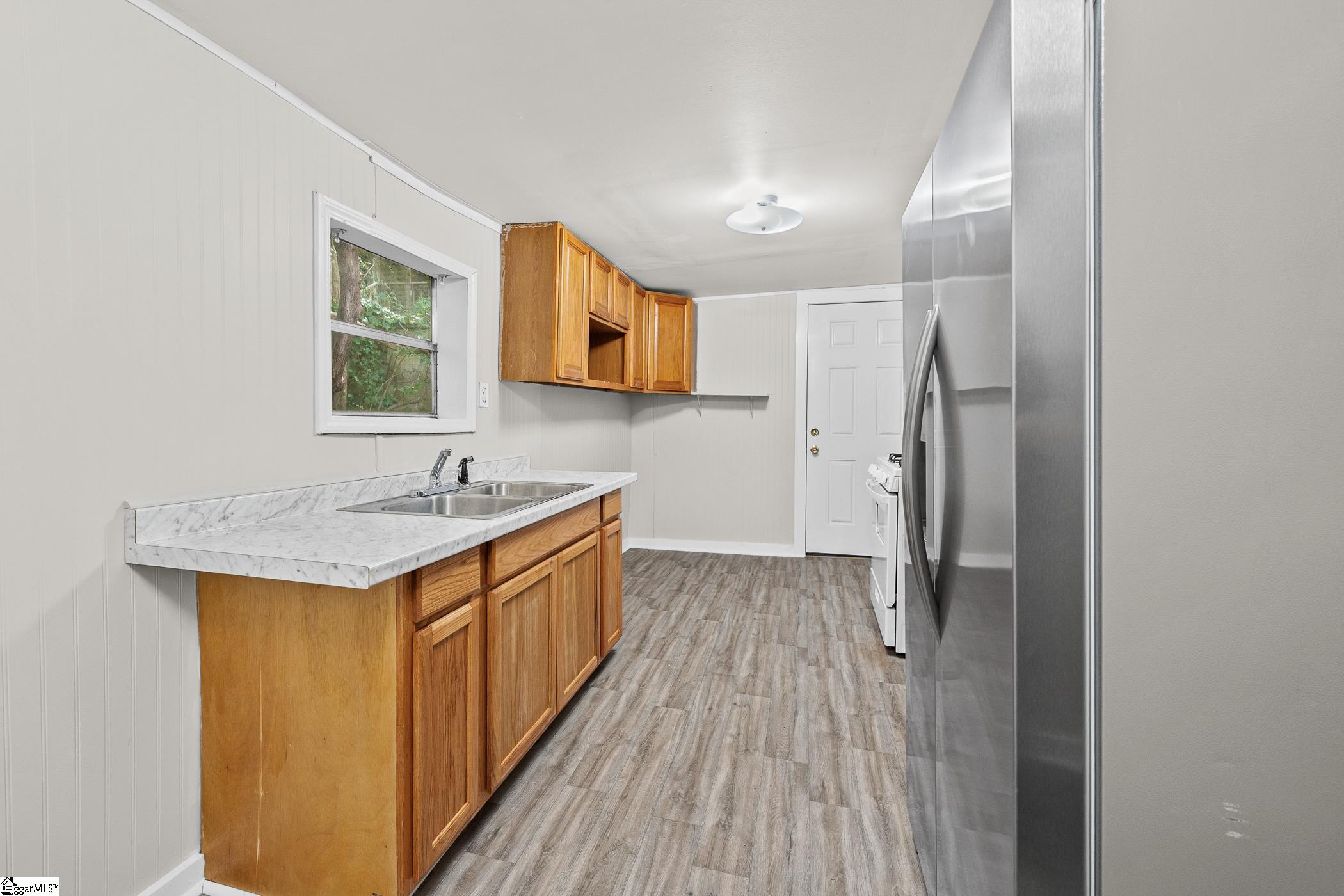 204 Hunters Court Property Photo 7