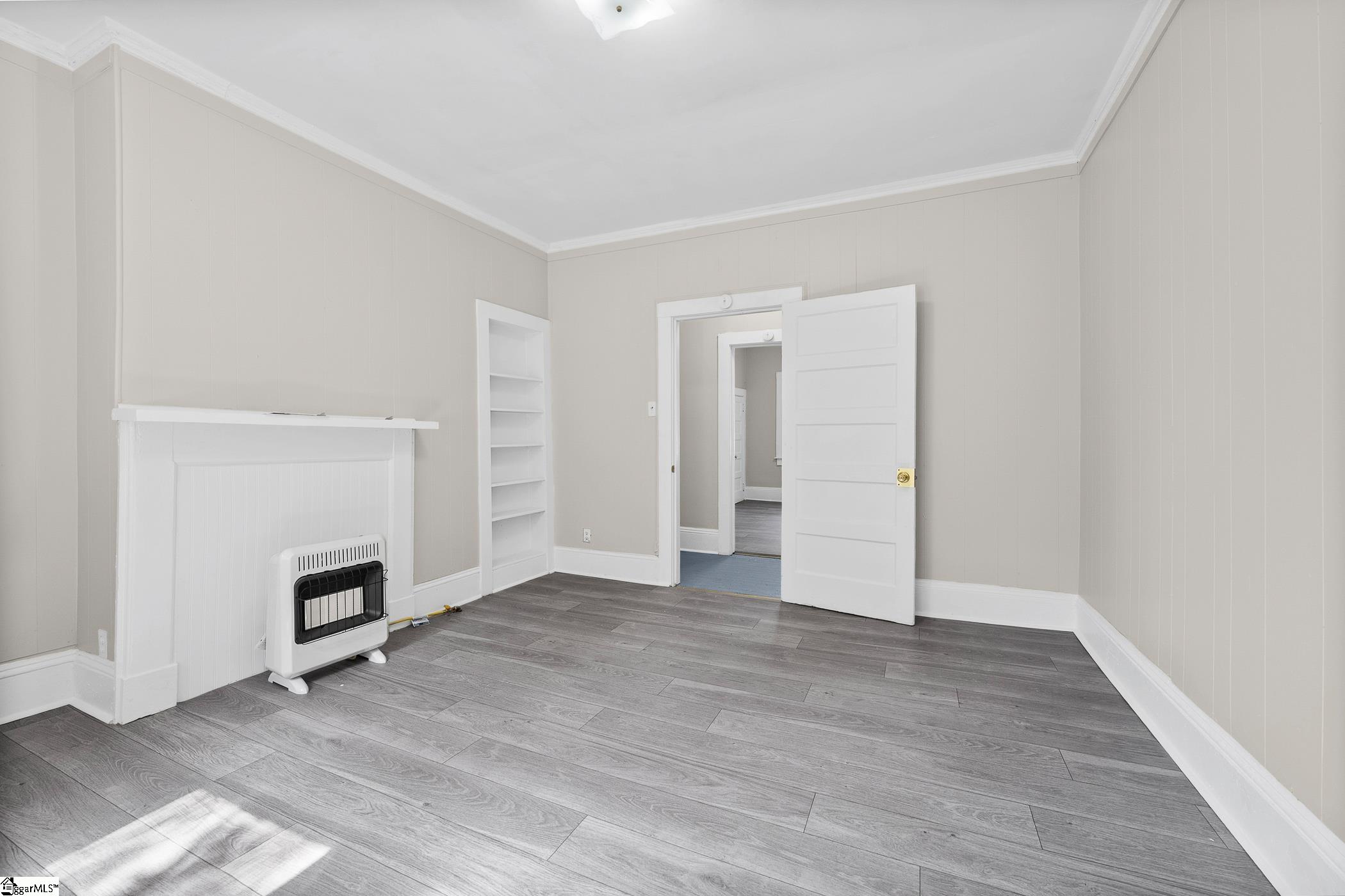 204 Hunters Court Property Photo 11