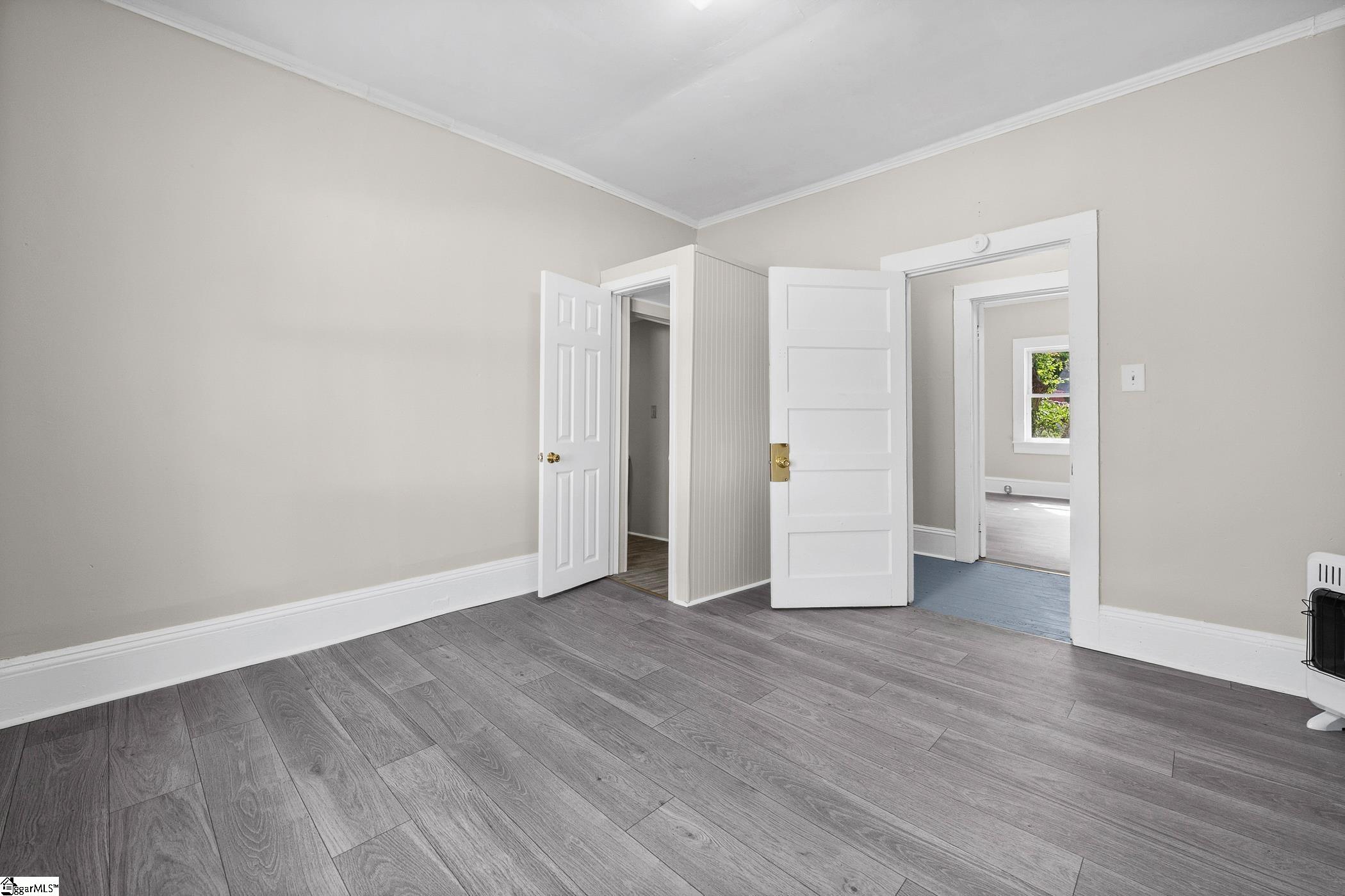 204 Hunters Court Property Photo 15