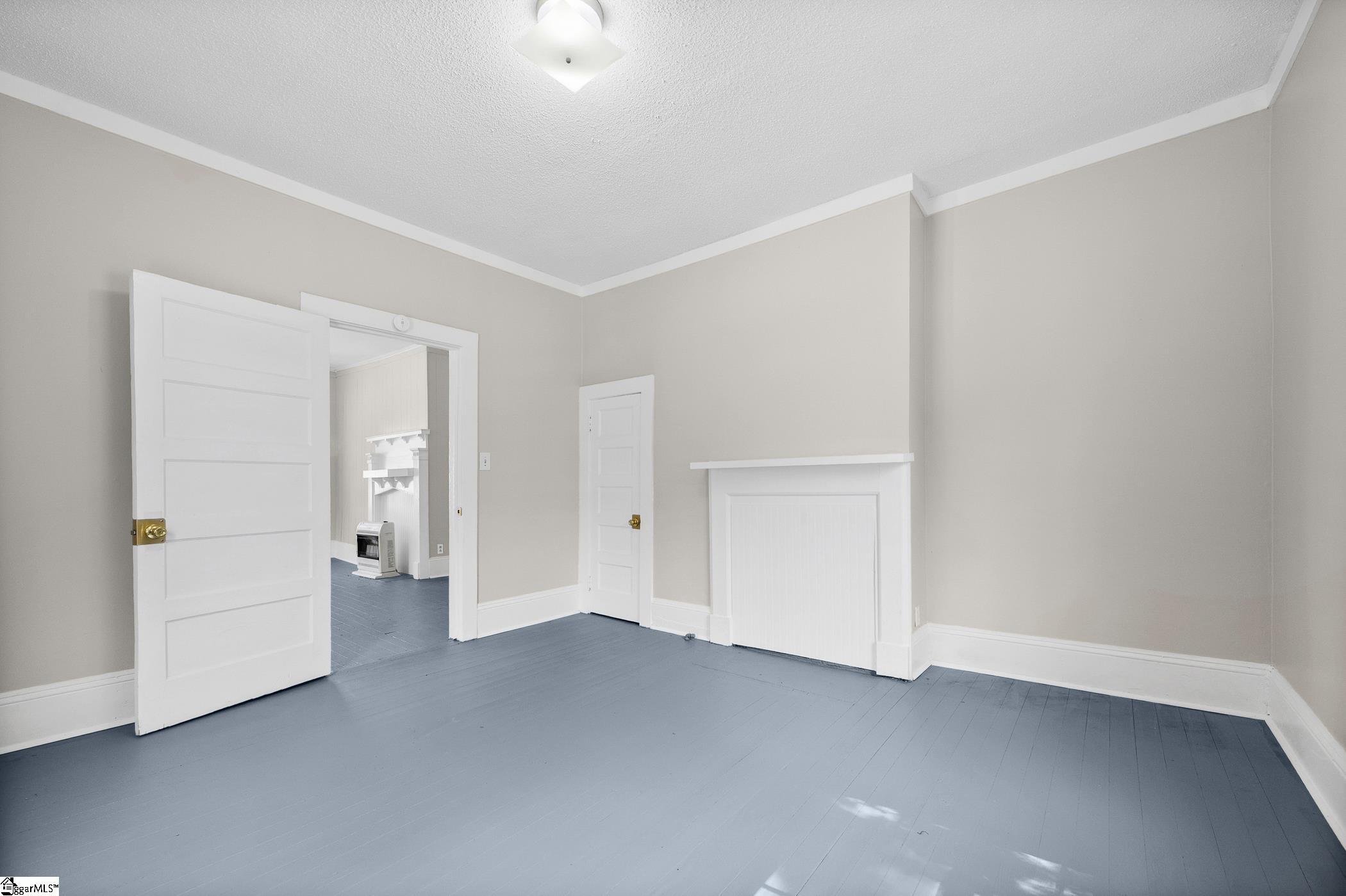 204 Hunters Court Property Photo 17