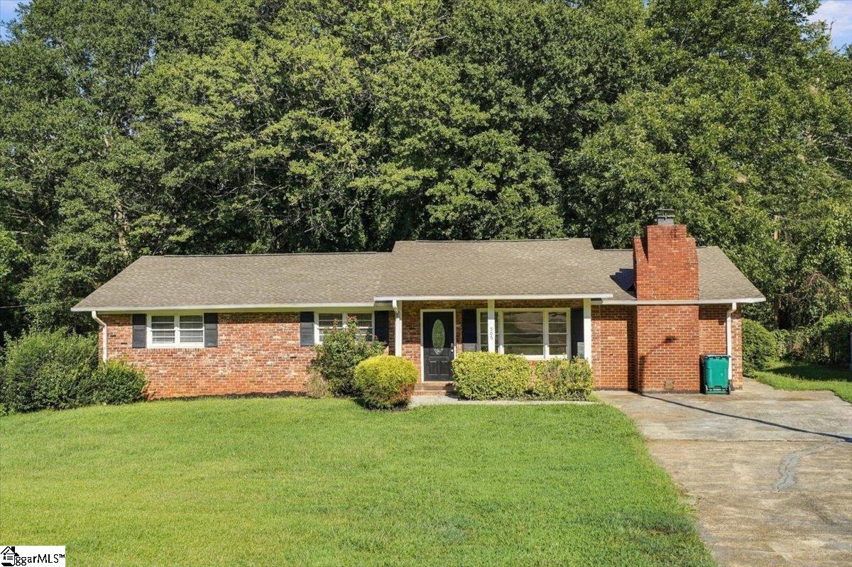 505 Arkwright Drive Property Photo 1