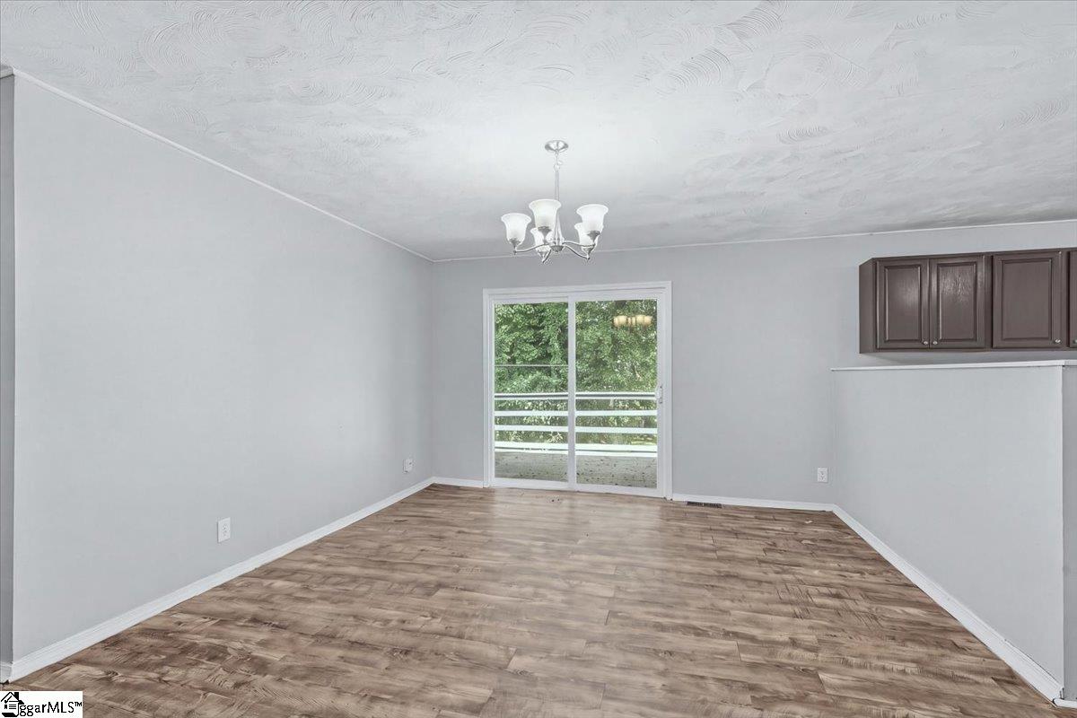 505 Arkwright Drive Property Photo 6