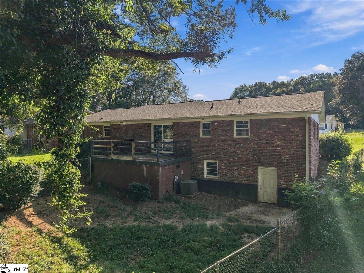 505 Arkwright Drive Property Photo 28