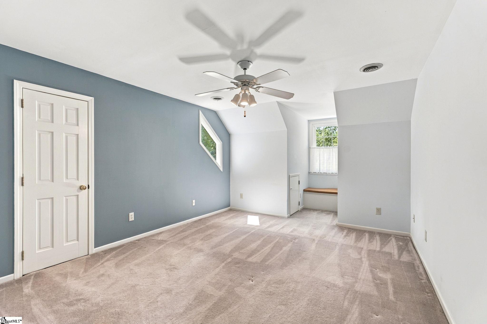205 Hillpine Drive Property Photo 16
