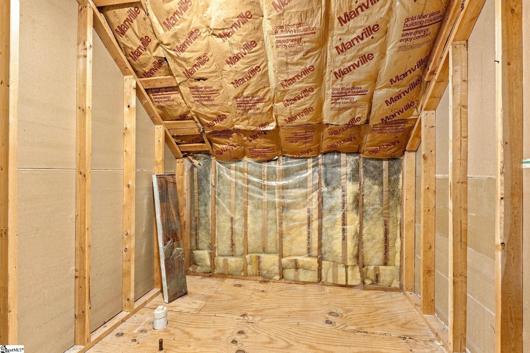 205 Hillpine Drive Property Photo 20