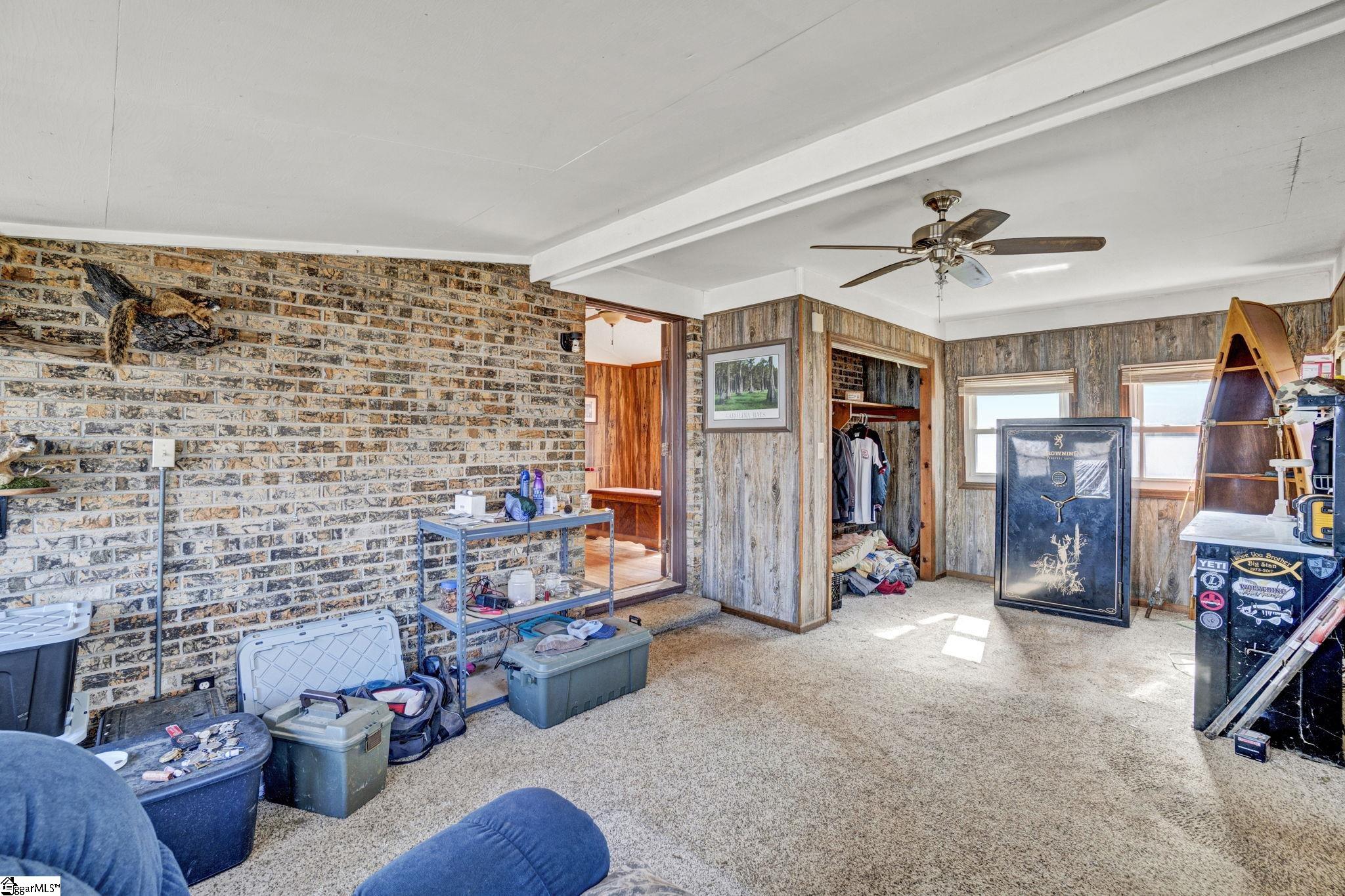 1020 Flymm Smith Road Property Photo 14