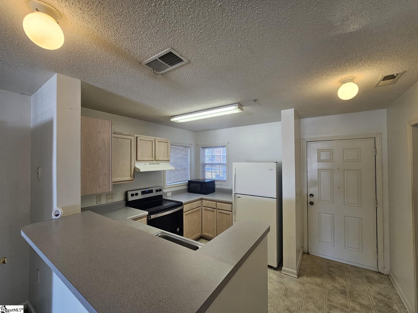 182 University Village Drive Property Photo 4