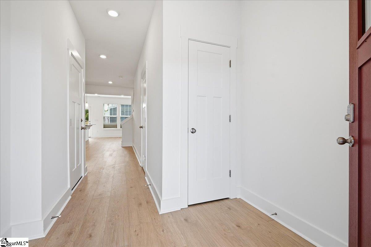 504 Round Rock Way Property Photo 3