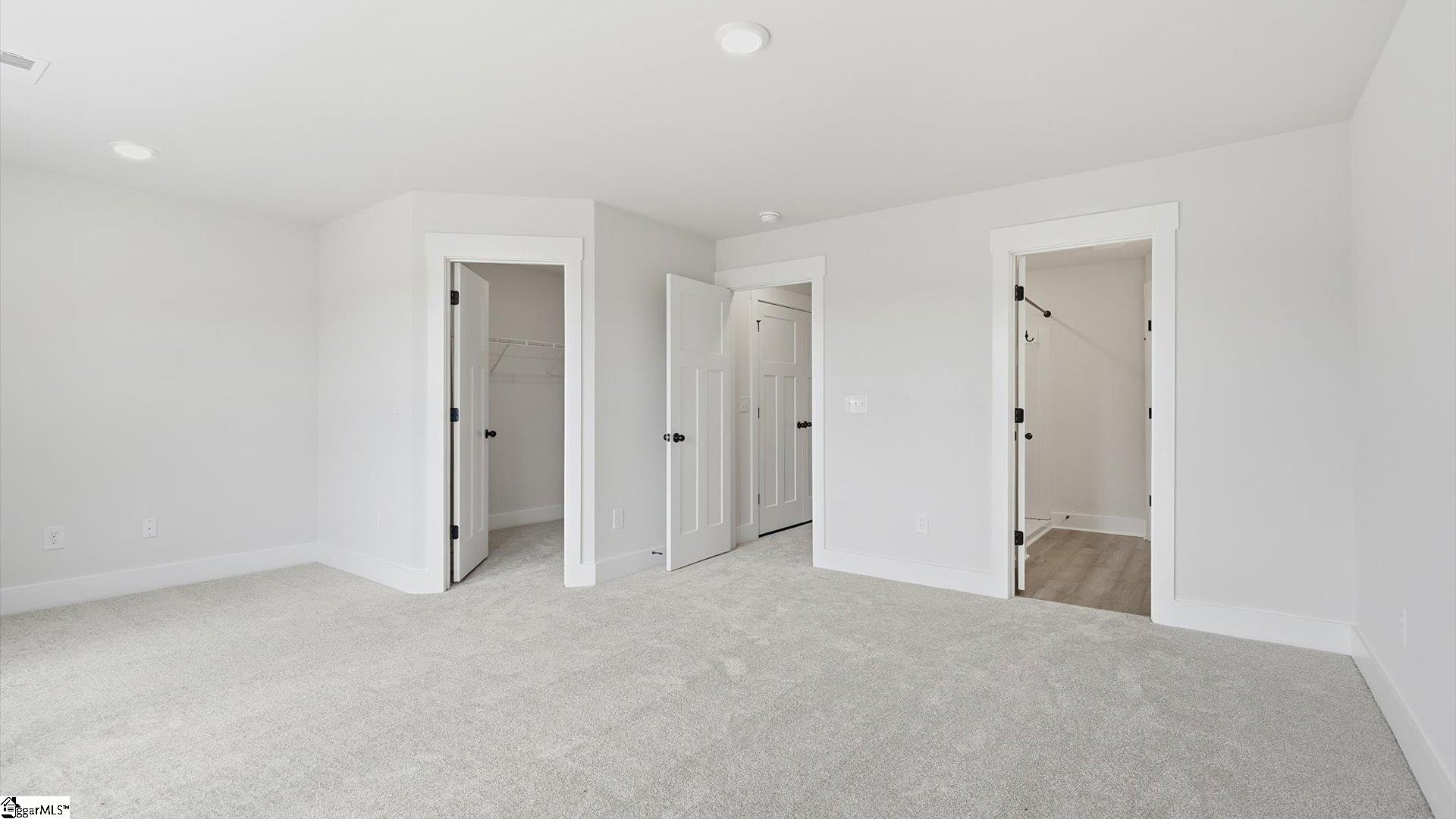 7 Hagen Lane Property Photo 12