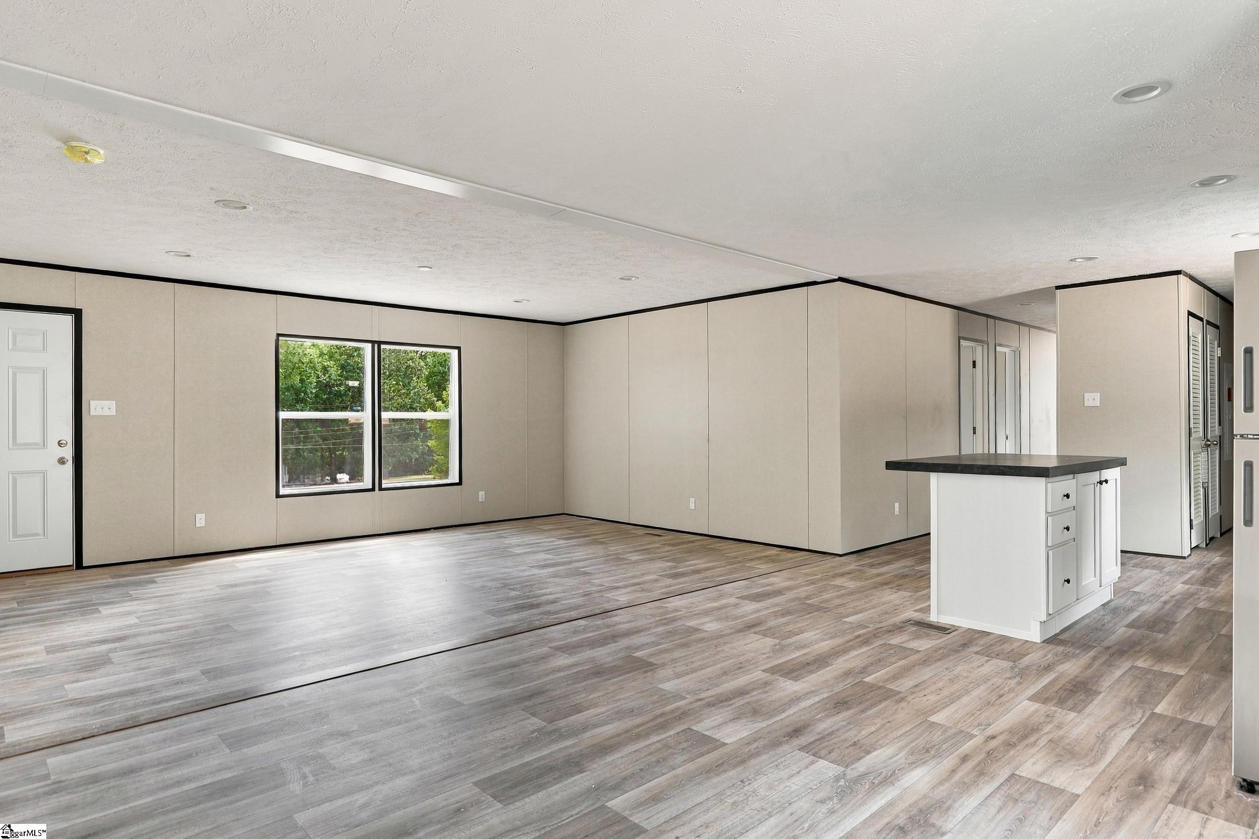 2326 221 S Highway Property Photo 8