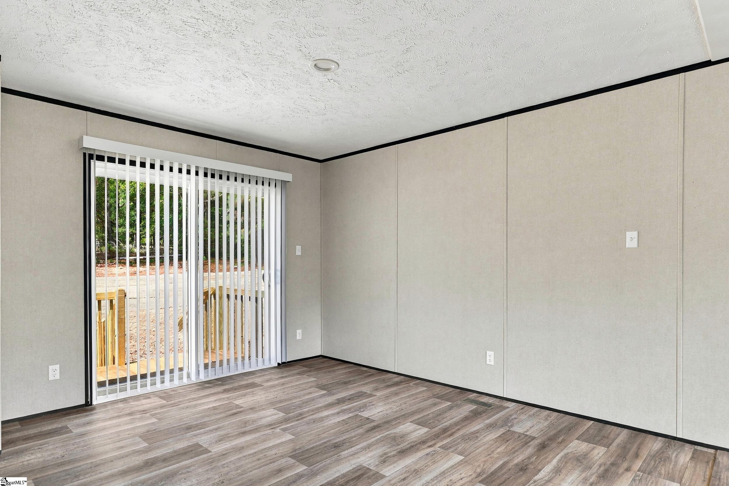 2326 221 S Highway Property Photo 12