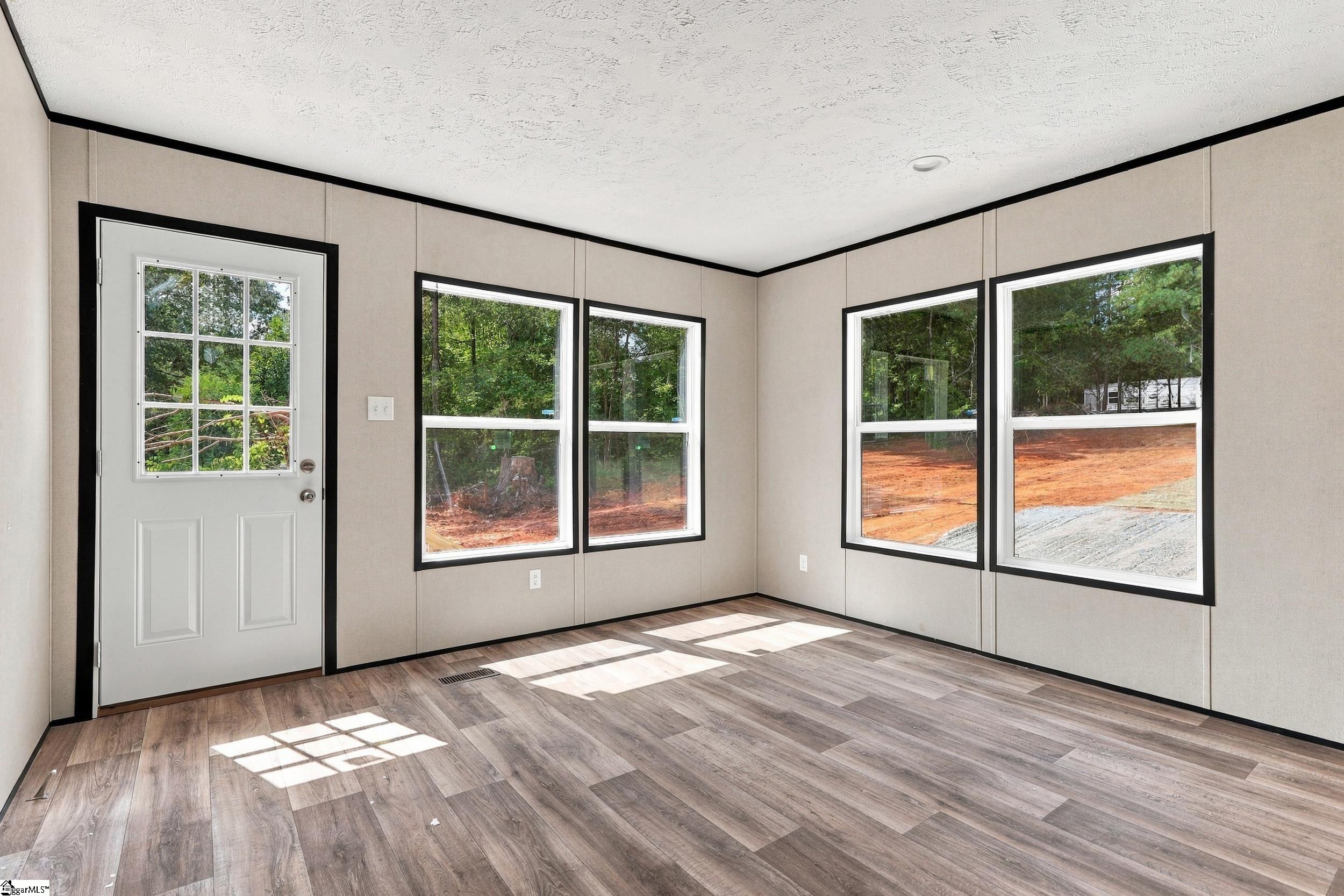 2326 221 S Highway Property Photo 13