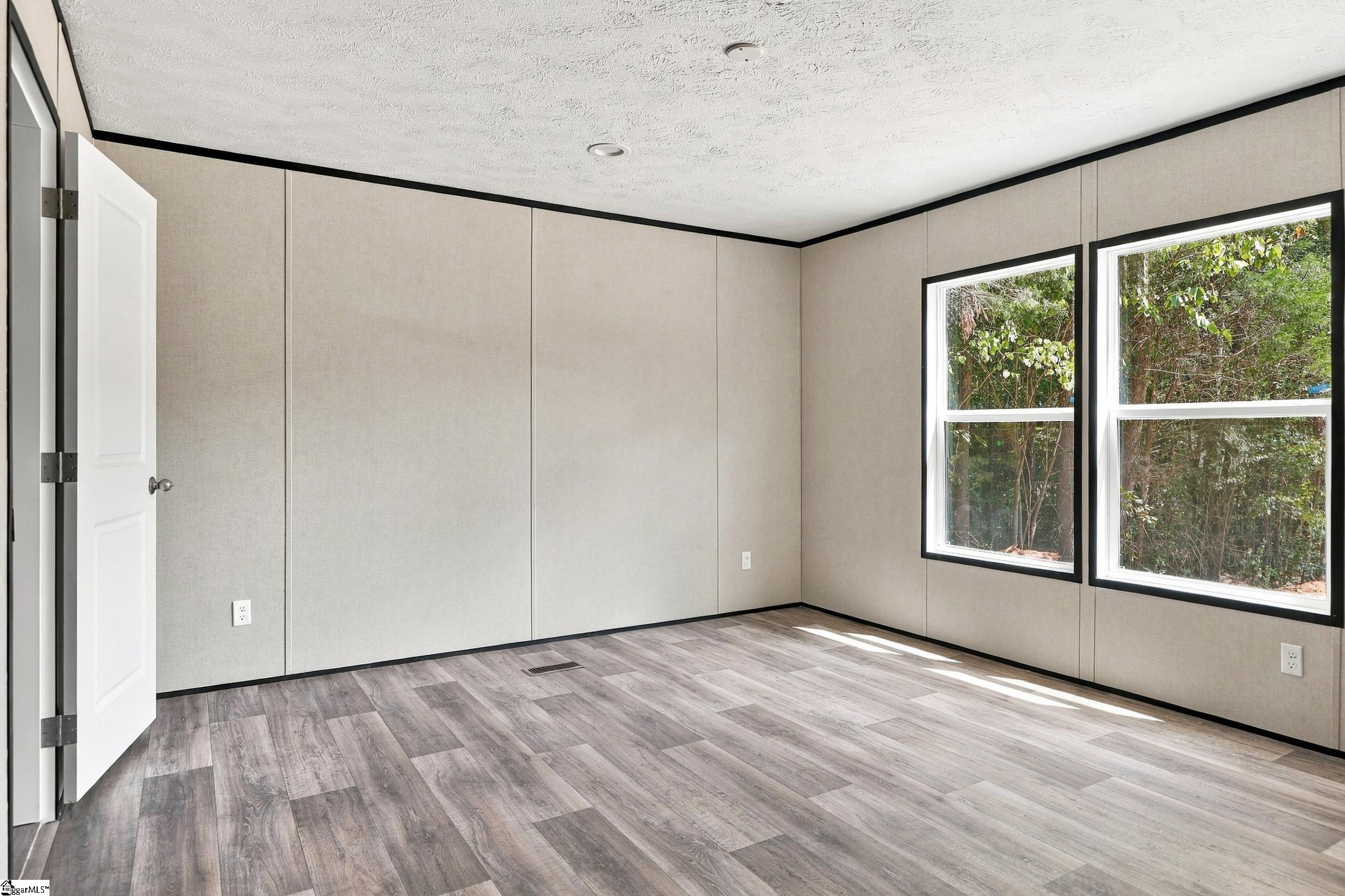 2326 221 S Highway Property Photo 15