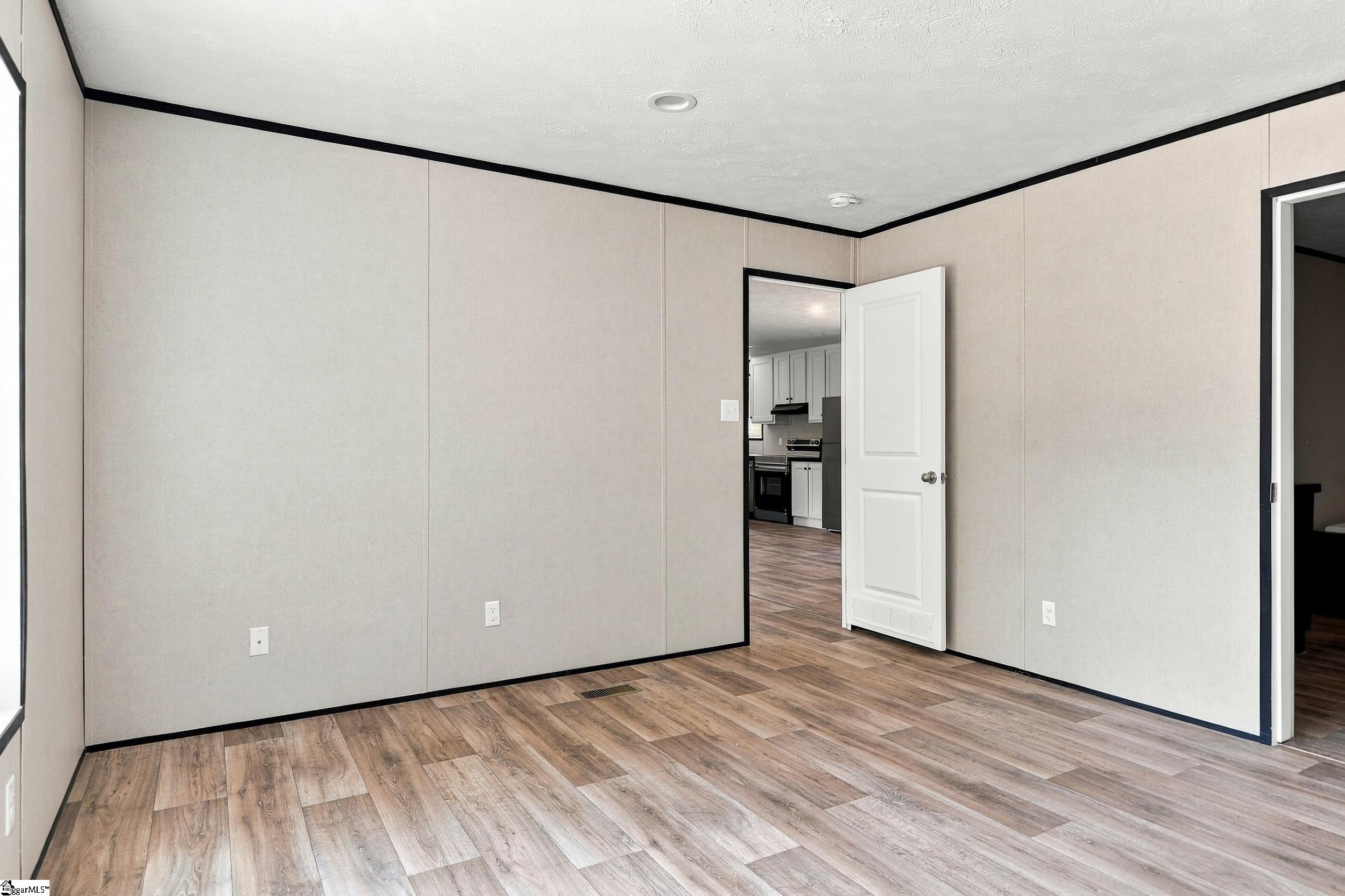 2326 221 S Highway Property Photo 16