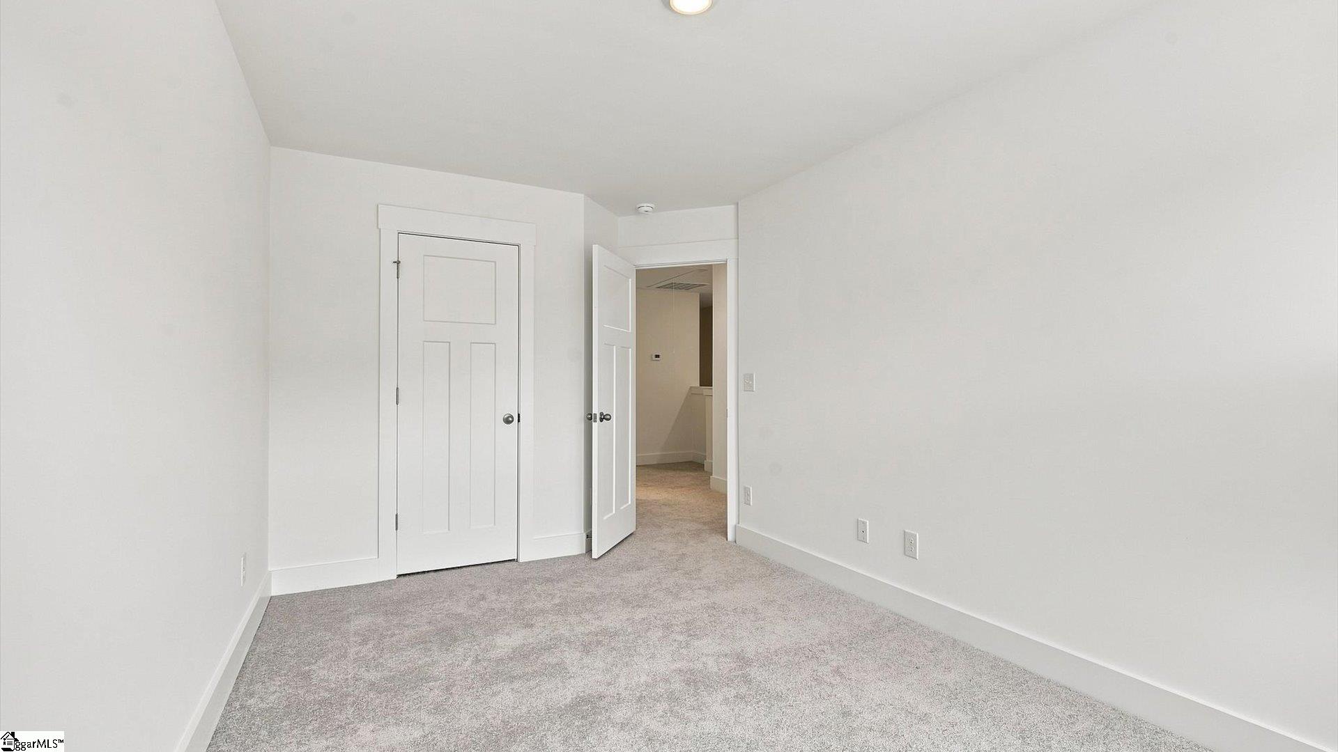 609 E Norvell Court Property Photo 17