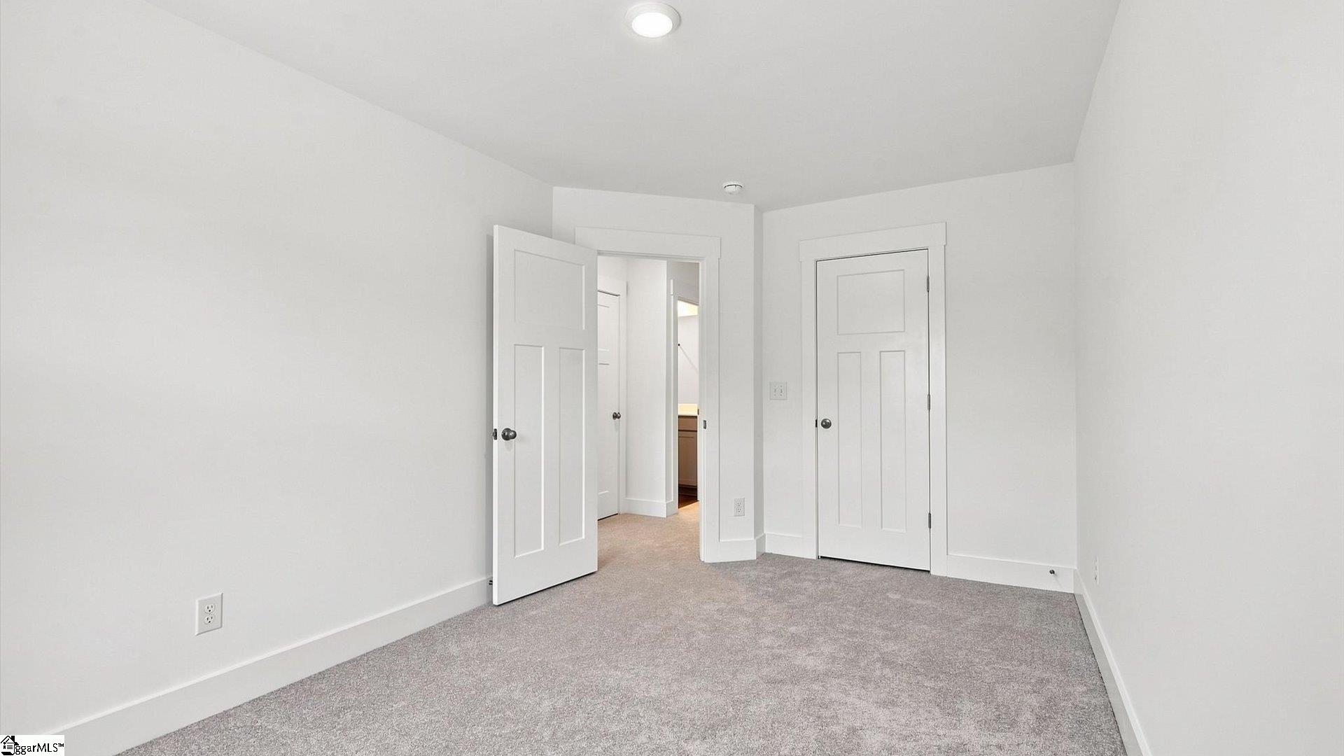 609 E Norvell Court Property Photo 19