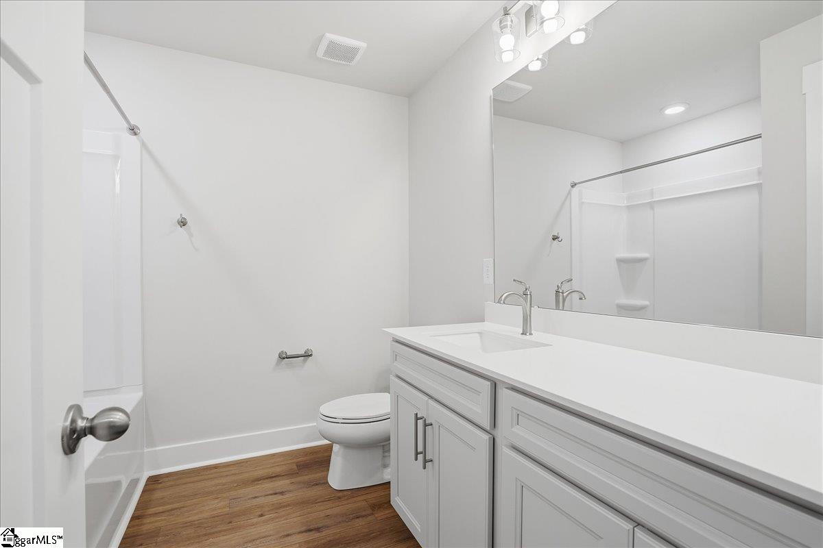 427 Crestcreek Drive Property Photo 23