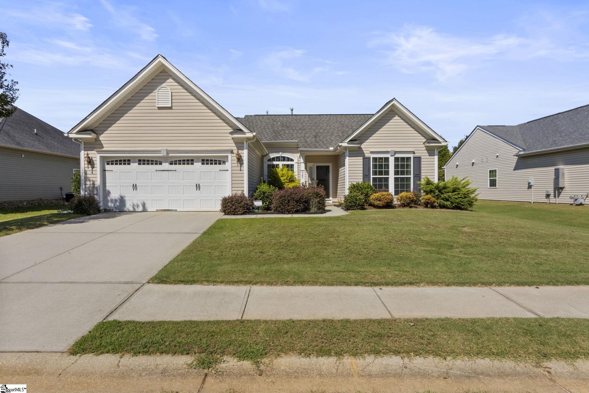 567 Shoreline Boulevard Property Photo 1