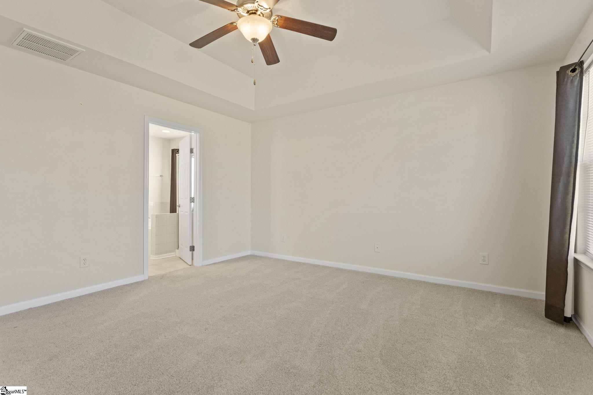 567 Shoreline Boulevard Property Photo 20