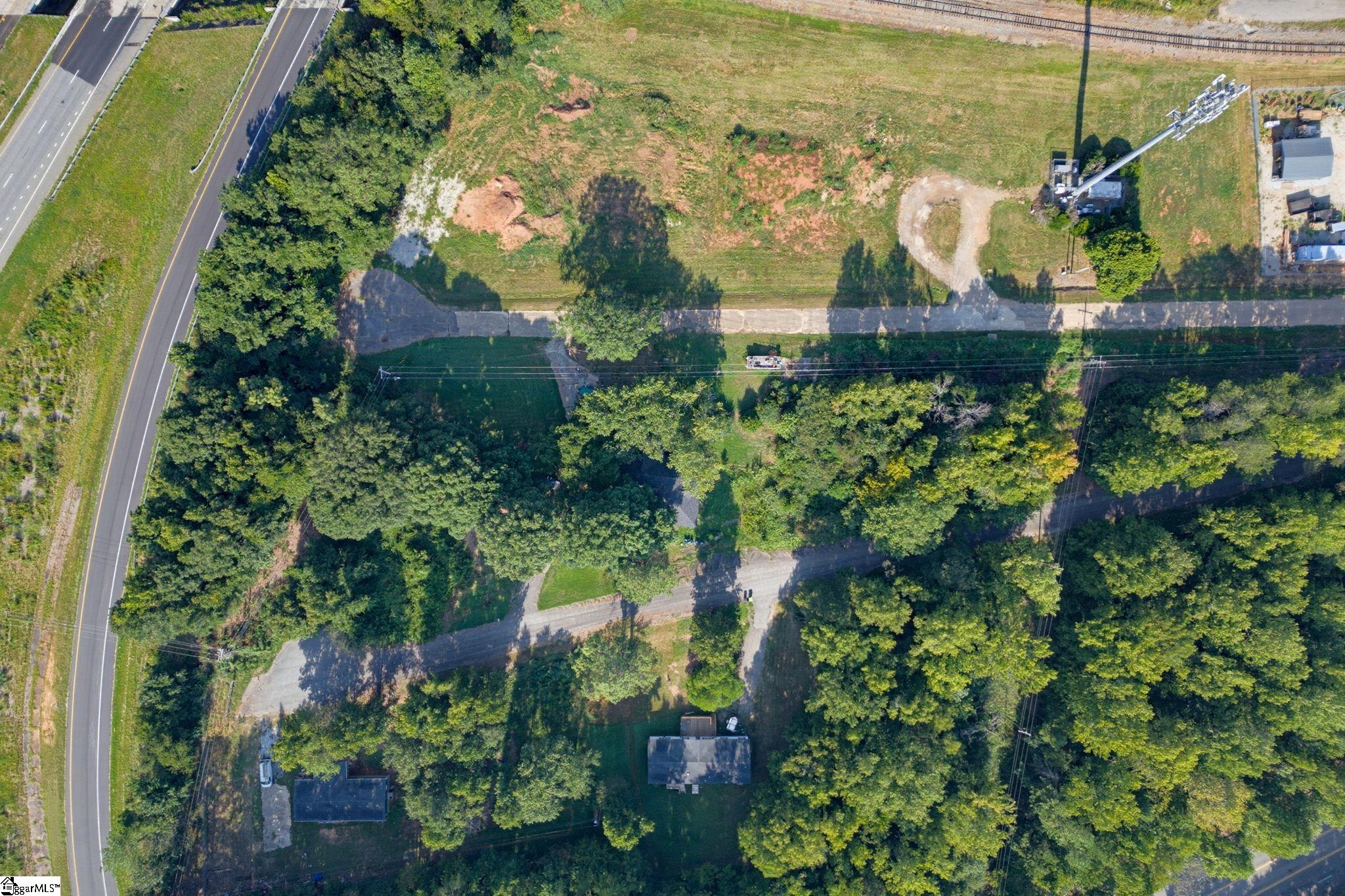 12 Landscape Lane Property Photo 2