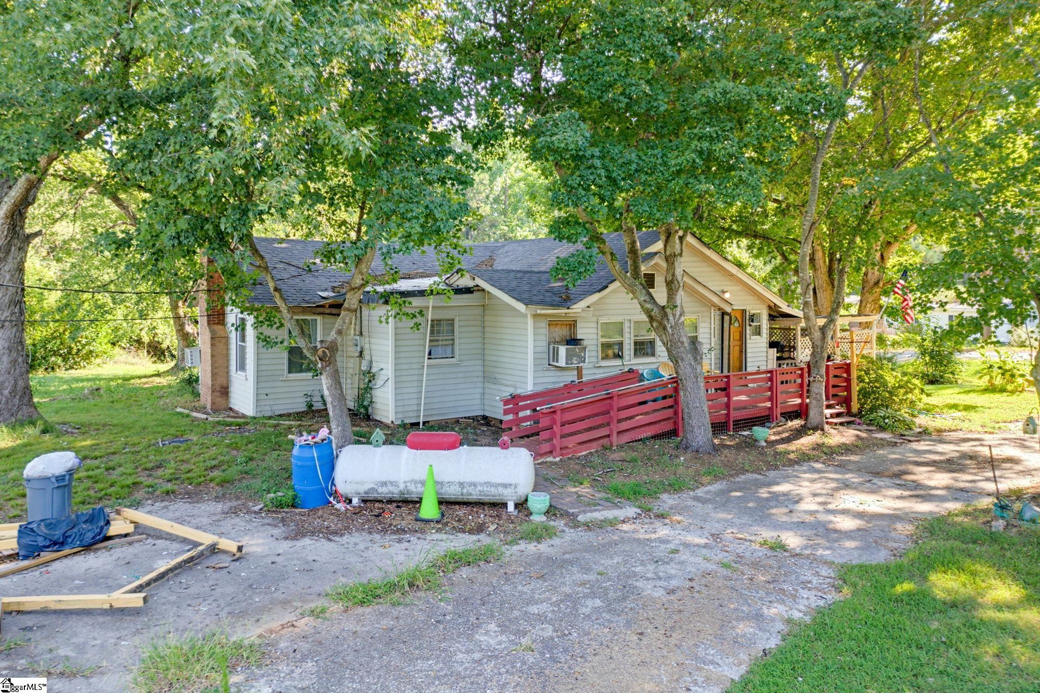 12 Landscape Lane Property Photo 23