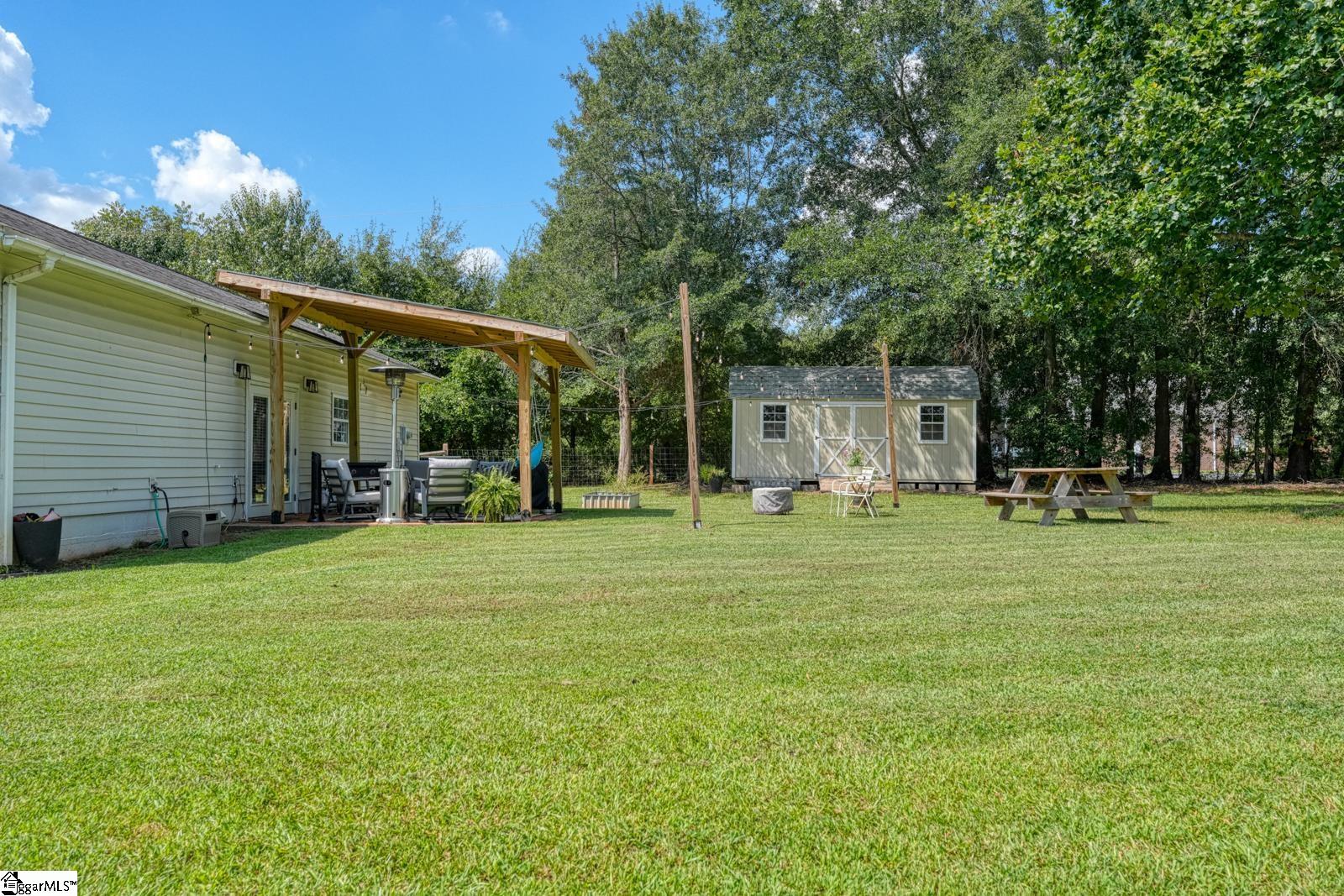 164 Westview Drive Property Photo 3