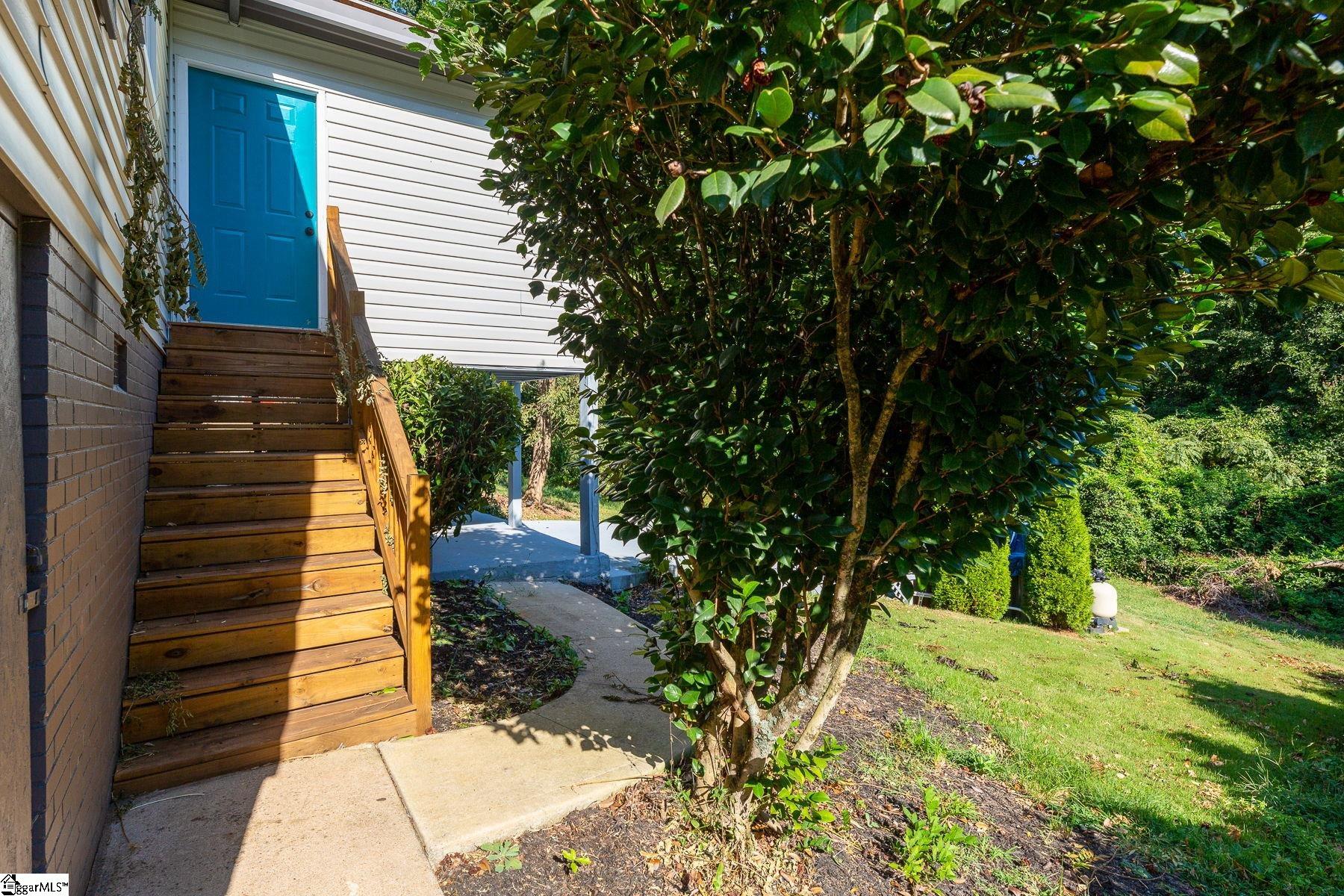 111 Tuskegee Avenue Property Photo 32