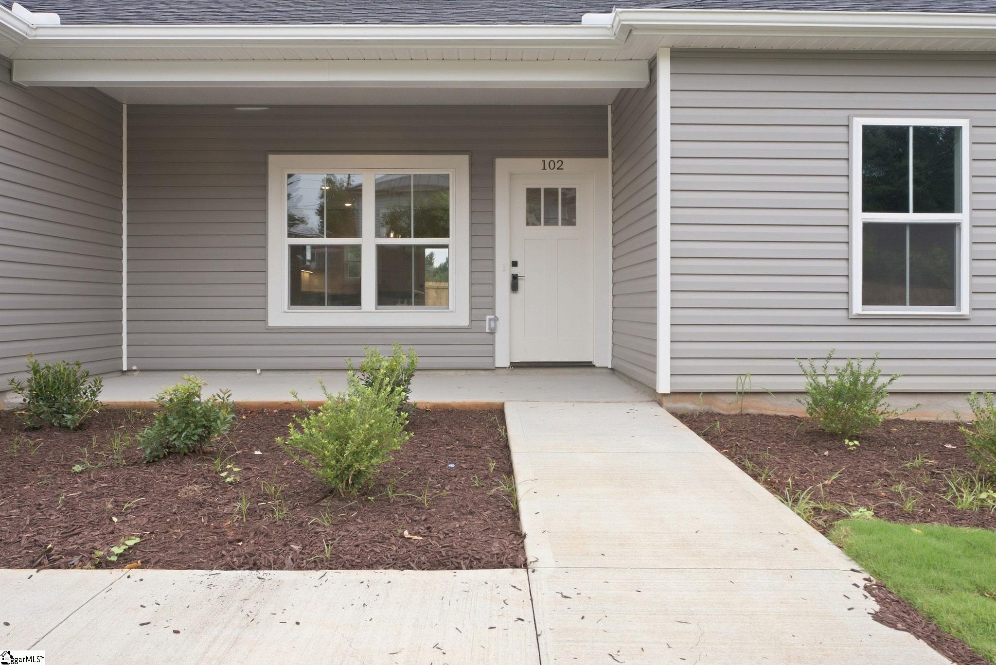 102 9th Street Property Photo 6