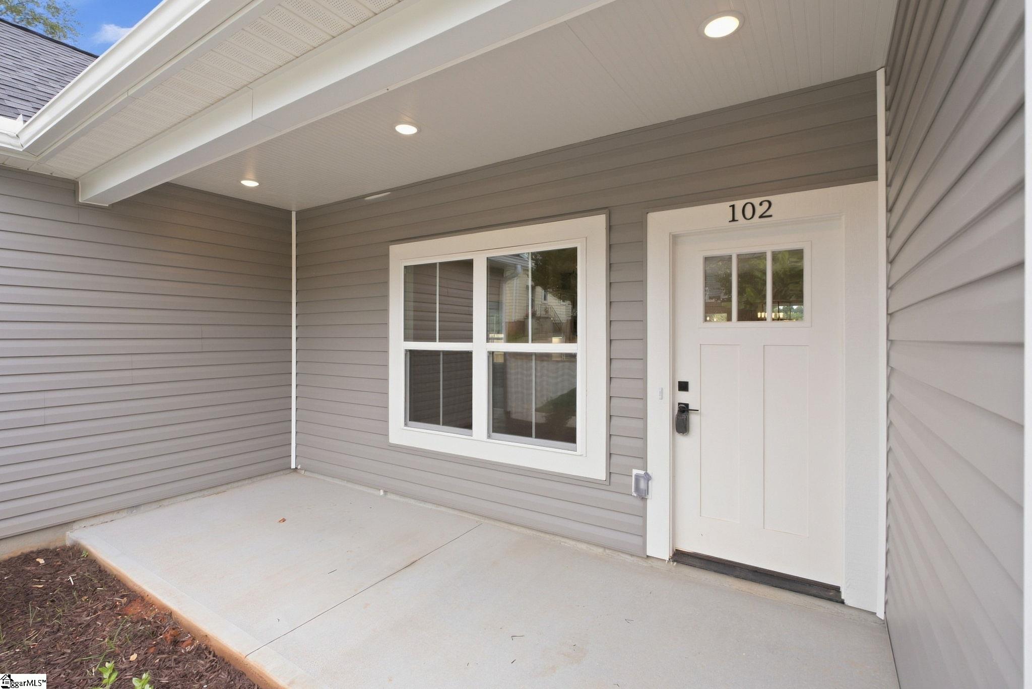 102 9th Street Property Photo 7