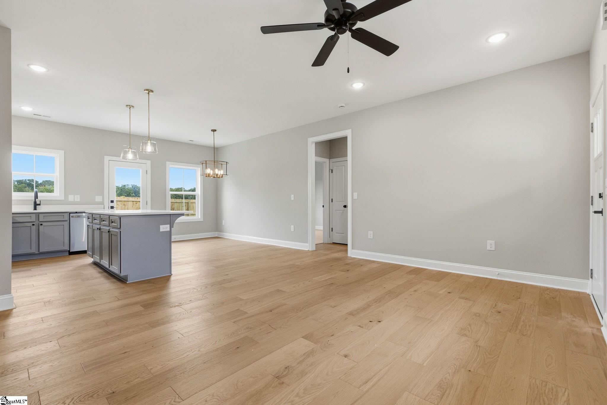 102 9th Street Property Photo 15