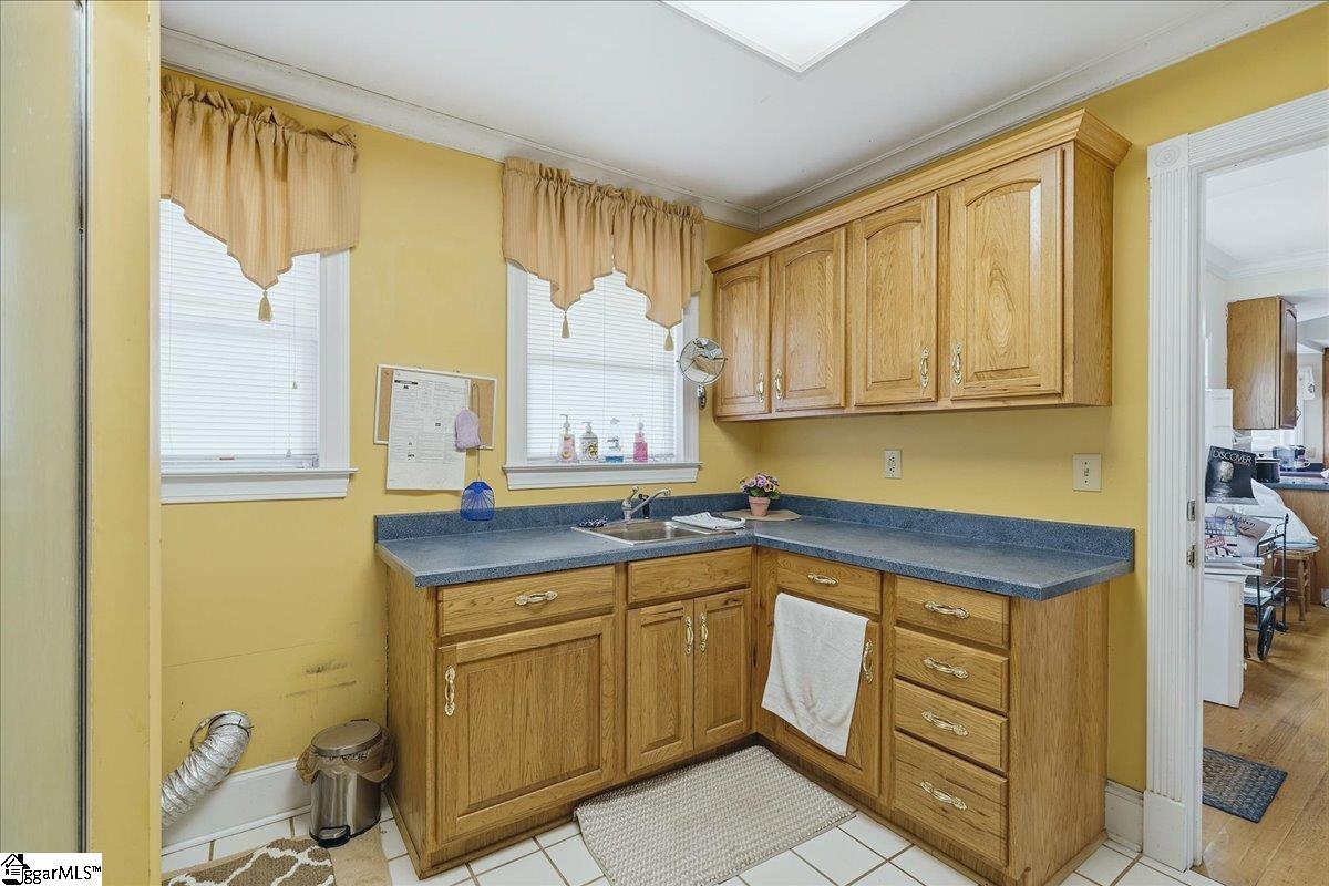 105 Marshland Lane Property Photo 9