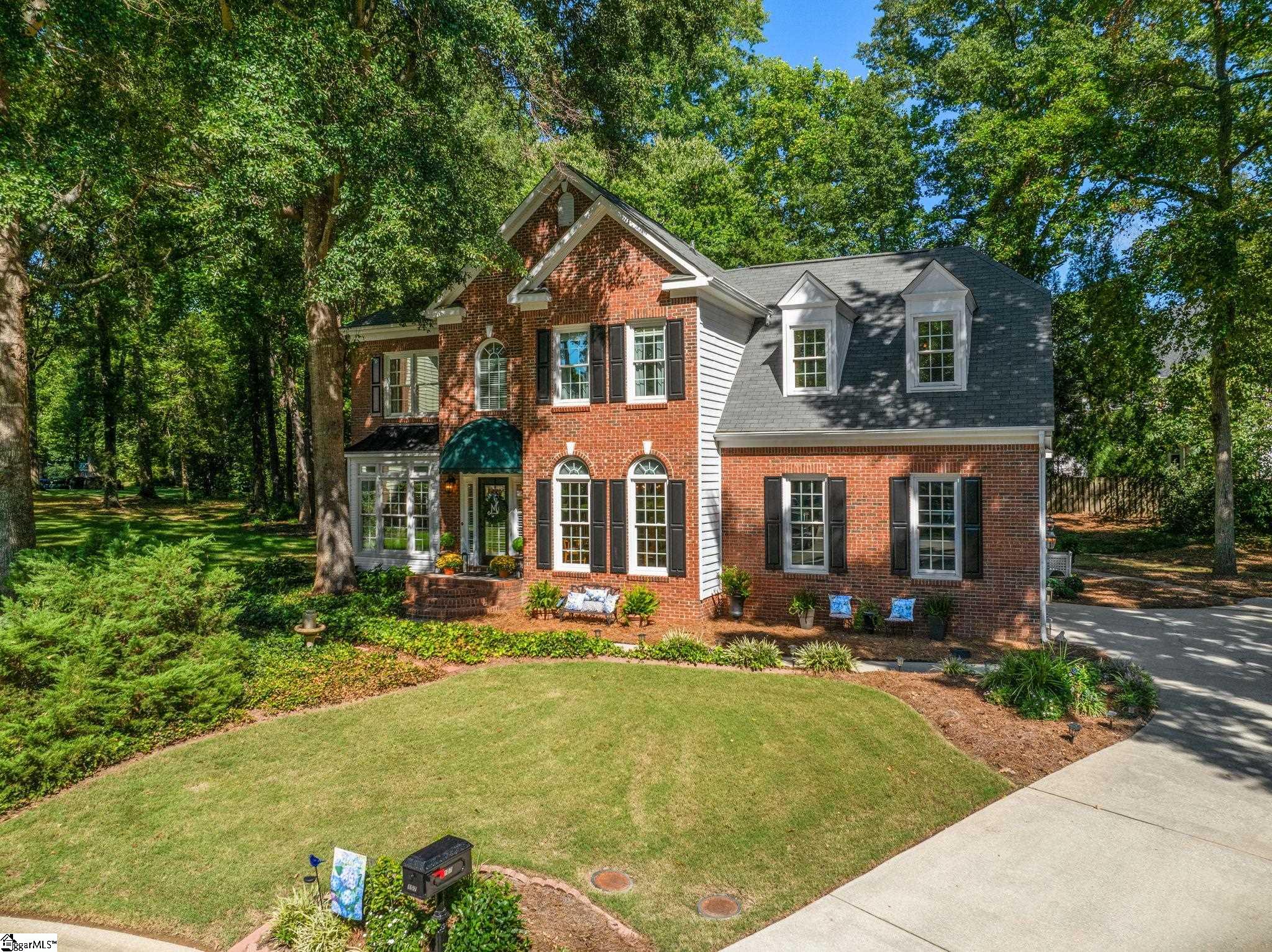 107 Willow Oak Court Property Photo 3