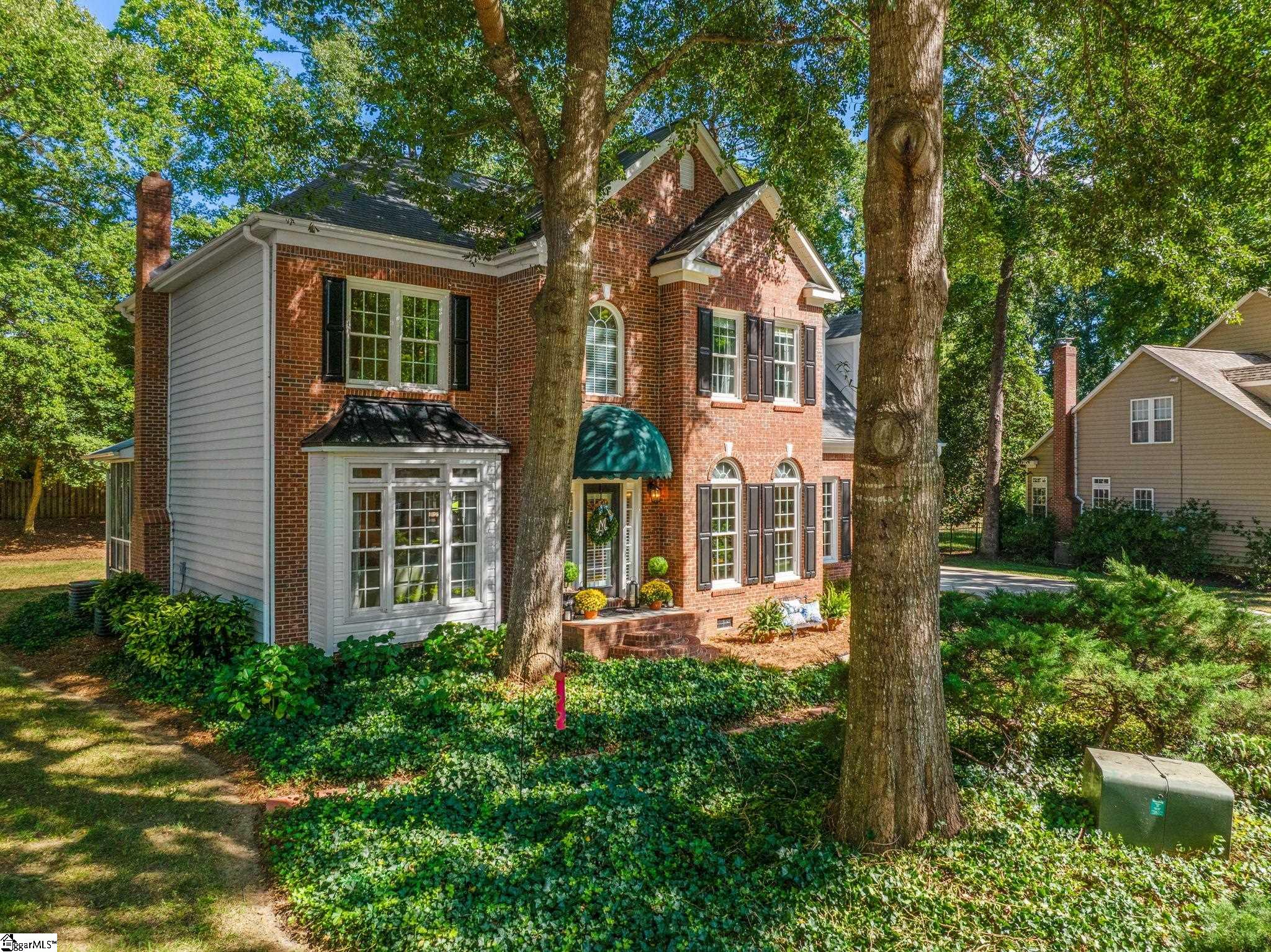 107 Willow Oak Court Property Photo 4