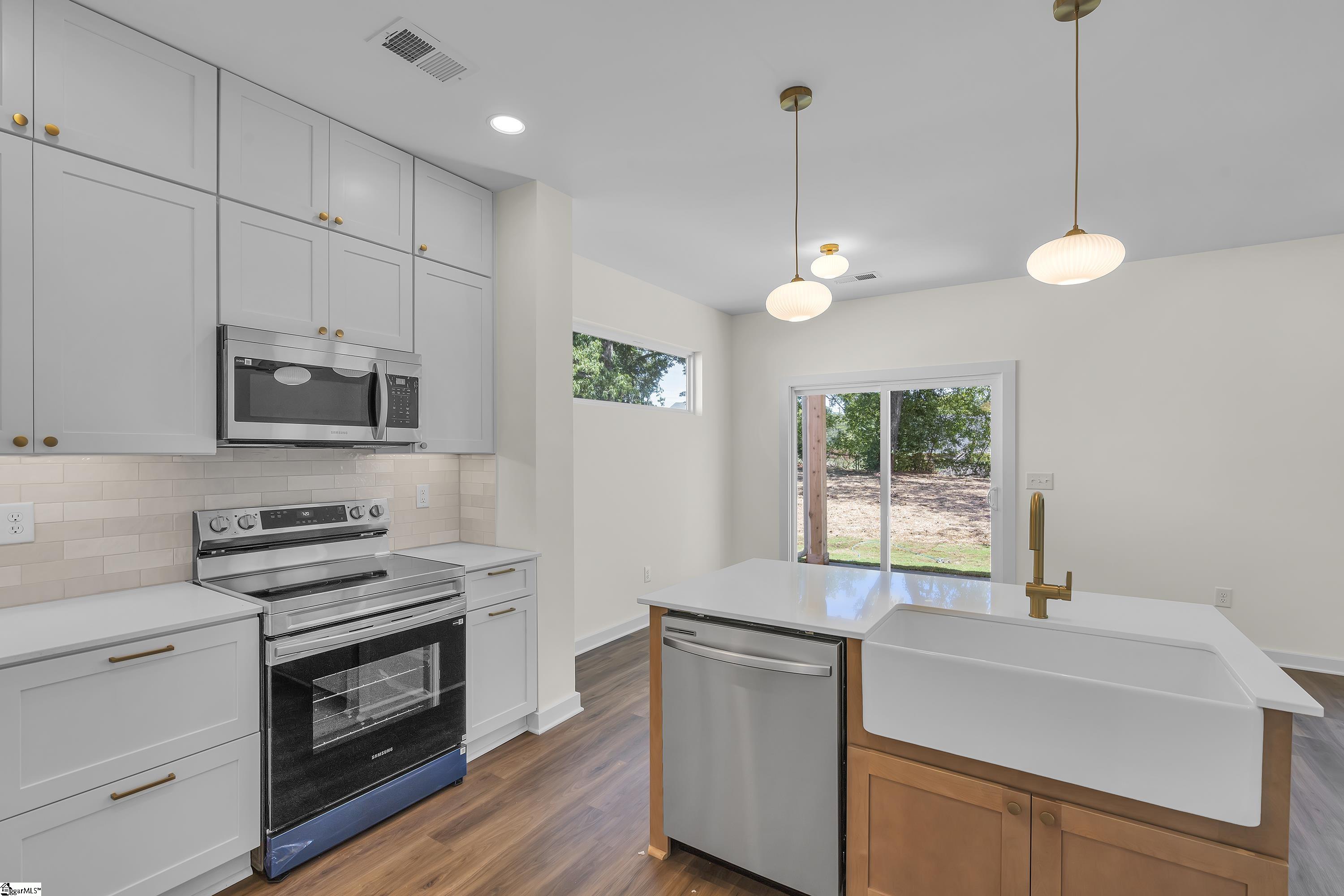 10a Hammett Street Property Photo 3