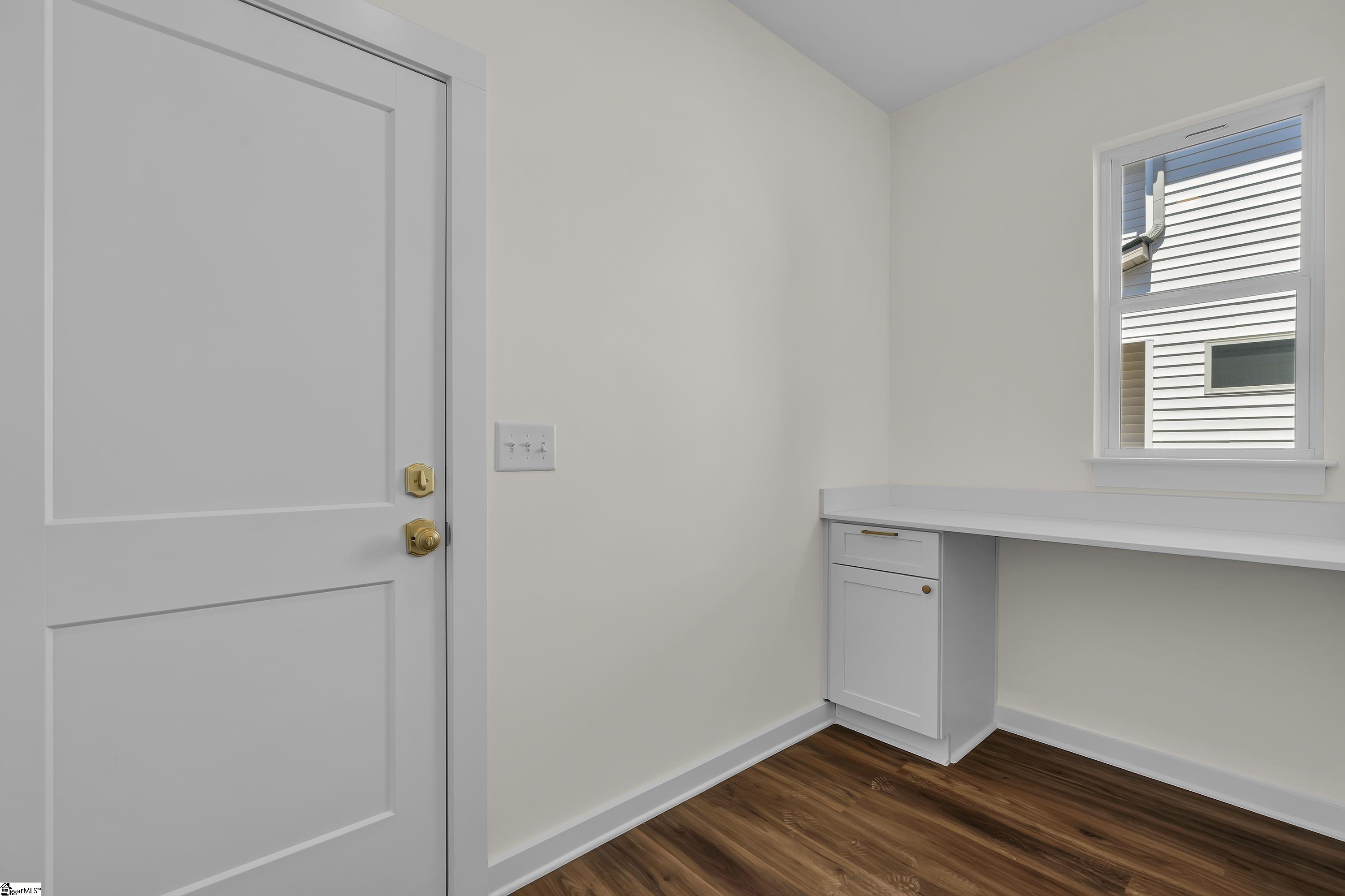 10a Hammett Street Property Photo 14