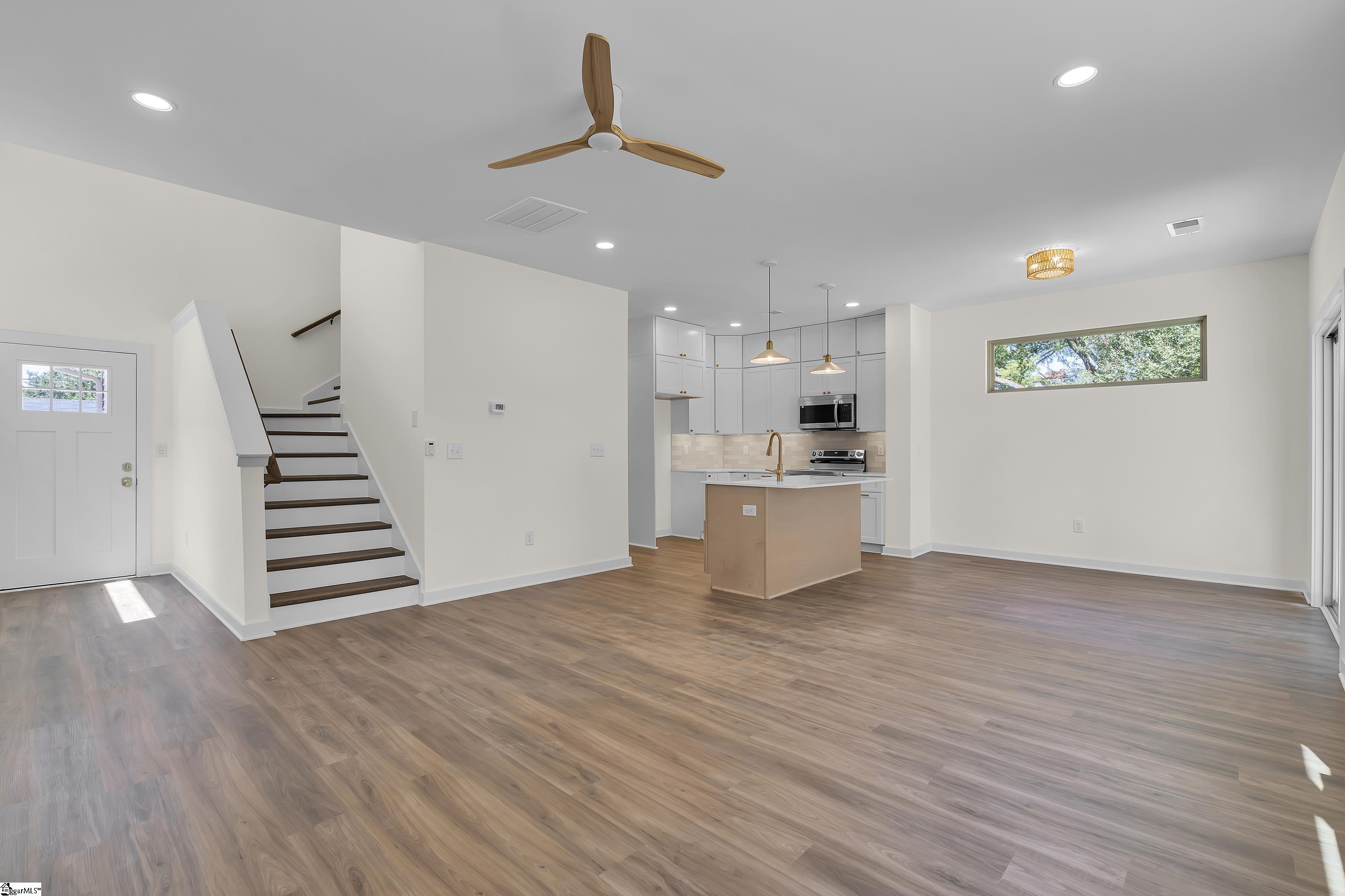 10b Hammett Street Property Photo 12