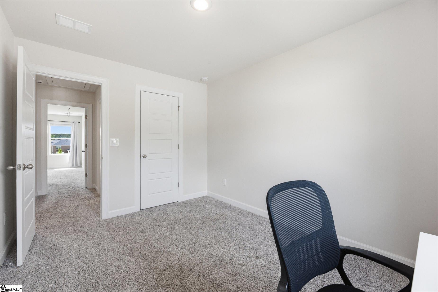 10 Rockshire Trail Property Photo 19